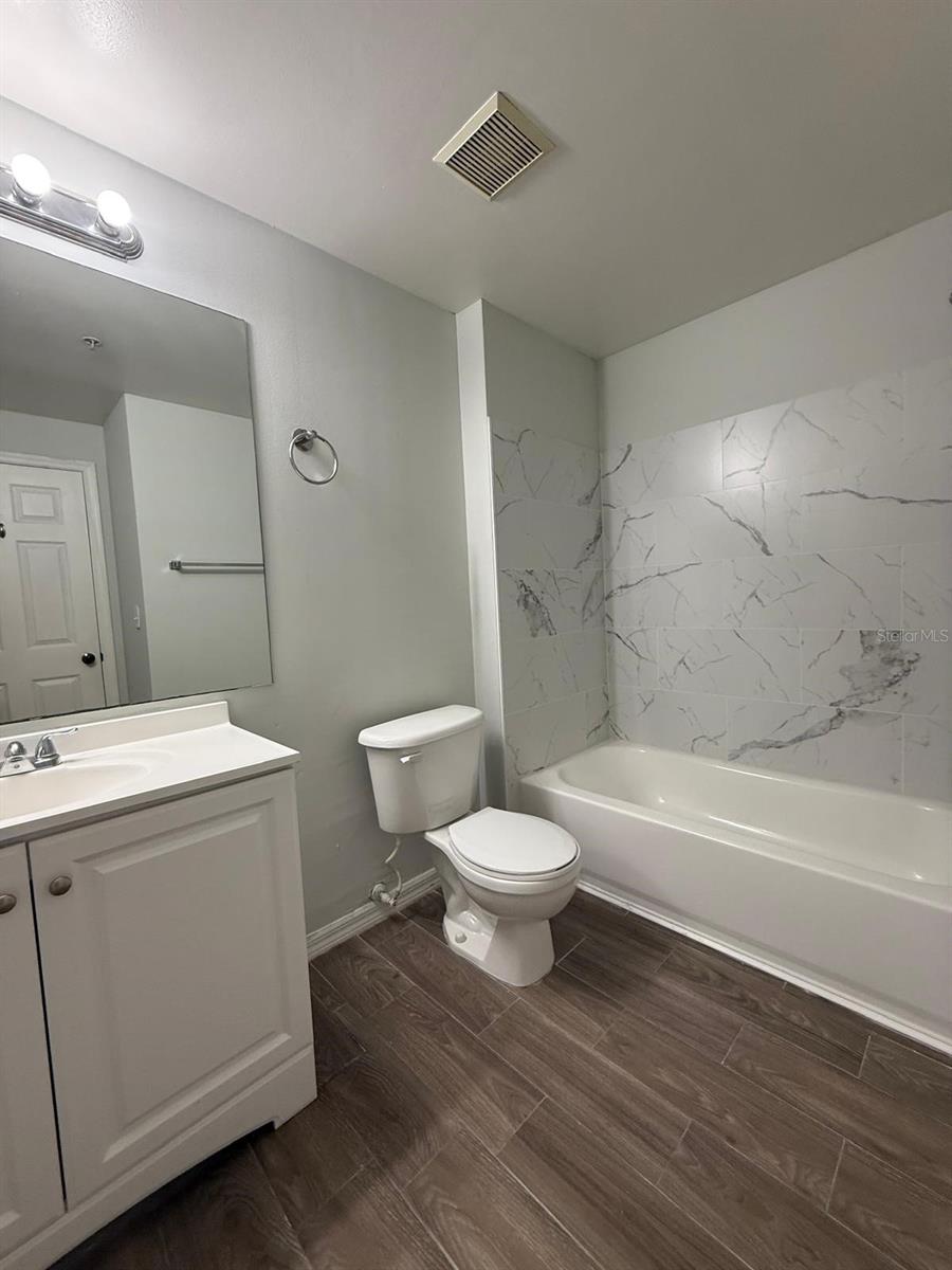 Image 14 of 19 For 10831 Windsor Walk Drive 311