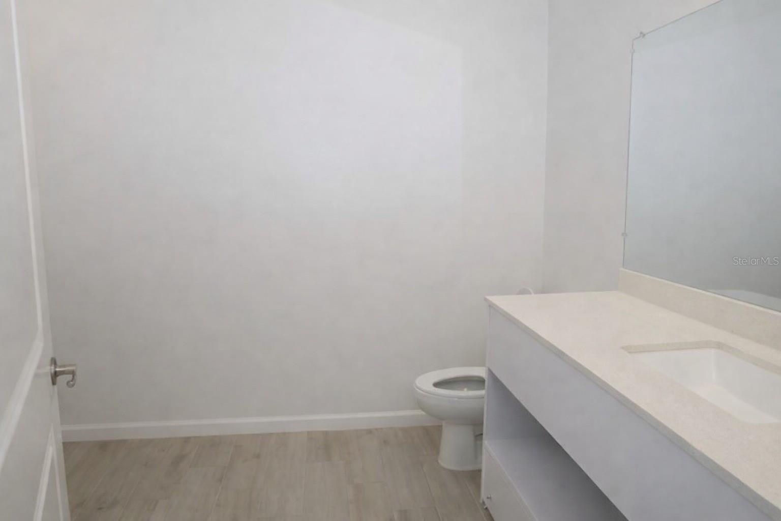 Image 10 of 16 For 1210 Southstation Place 303