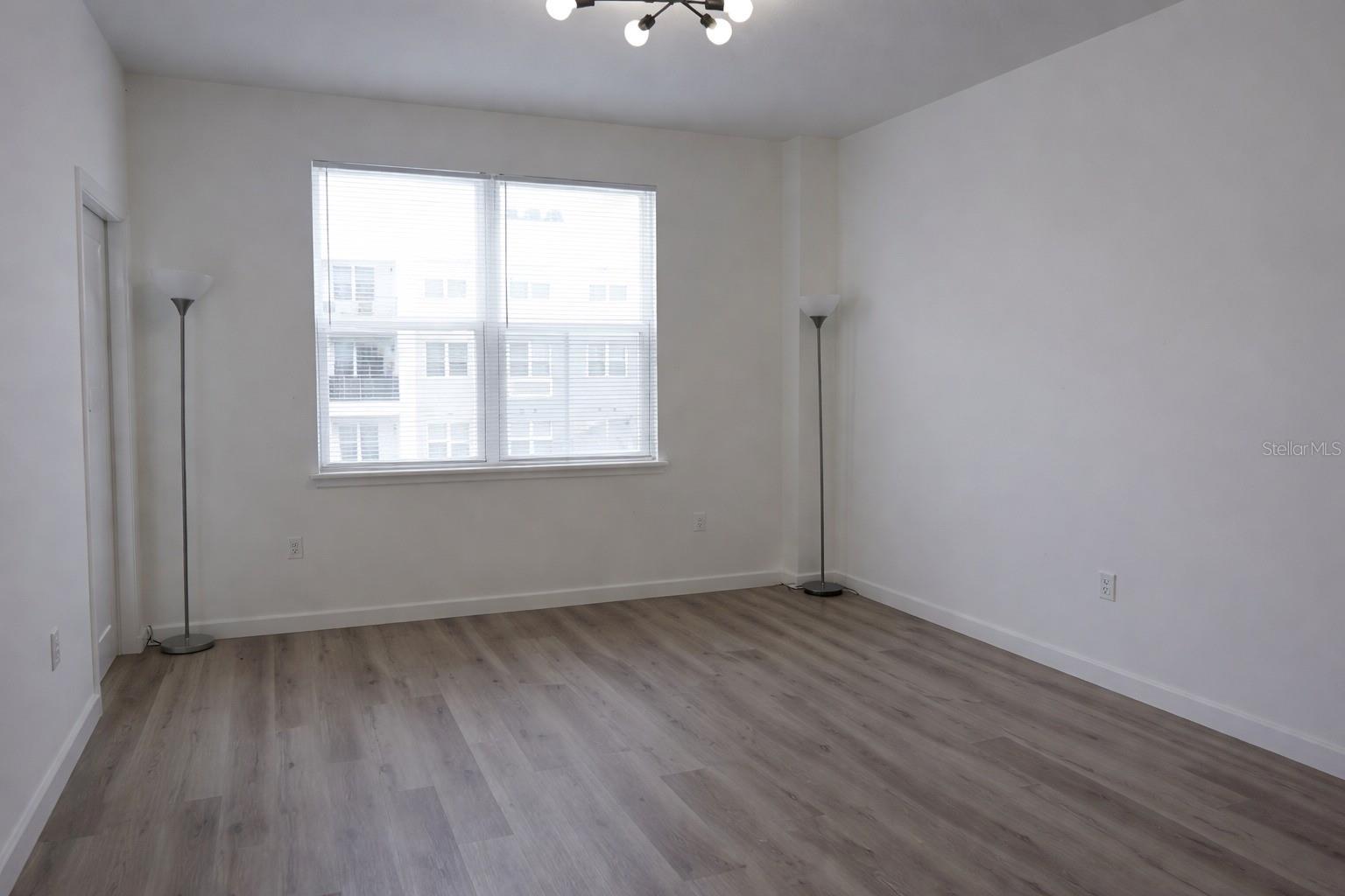 Image 4 of 16 For 1210 Southstation Place 303