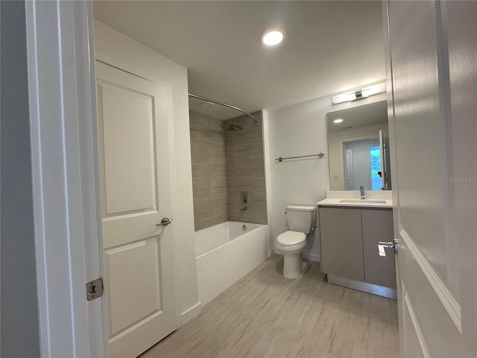 Image 19 of 28 For 5579 Millenia Park Blvd # 124  124