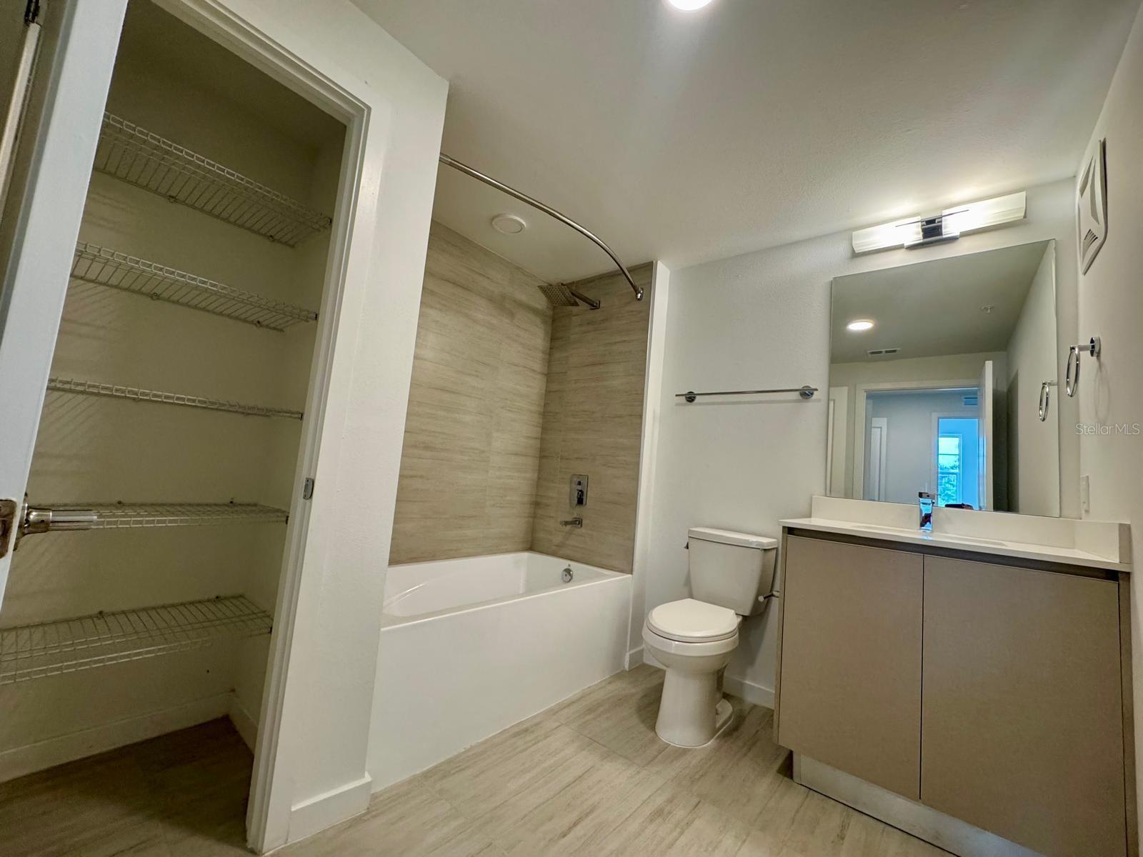 Image 20 of 28 For 5579 Millenia Park Blvd # 124  124