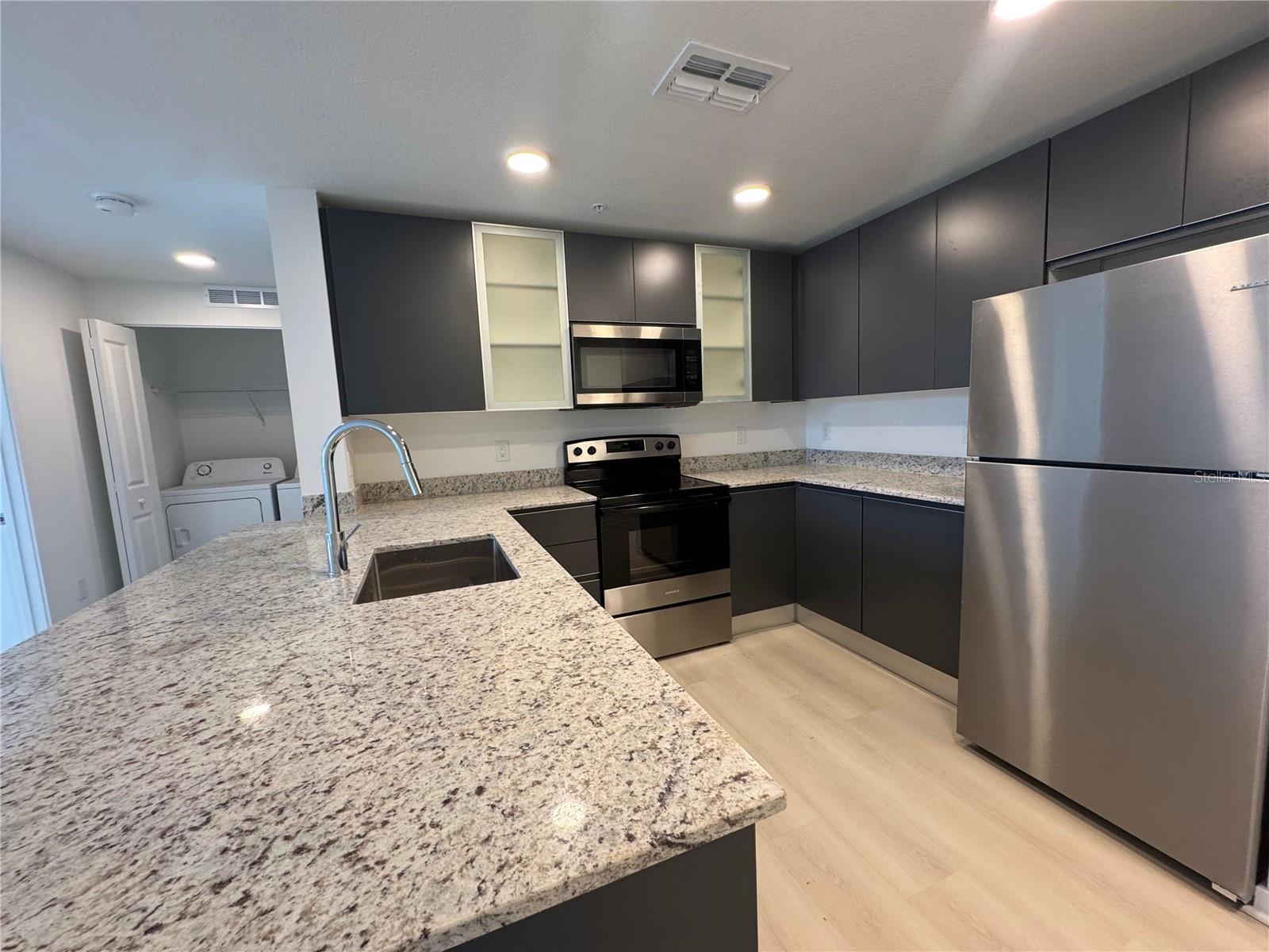 Image 5 of 28 For 5579 Millenia Park Blvd # 124  124