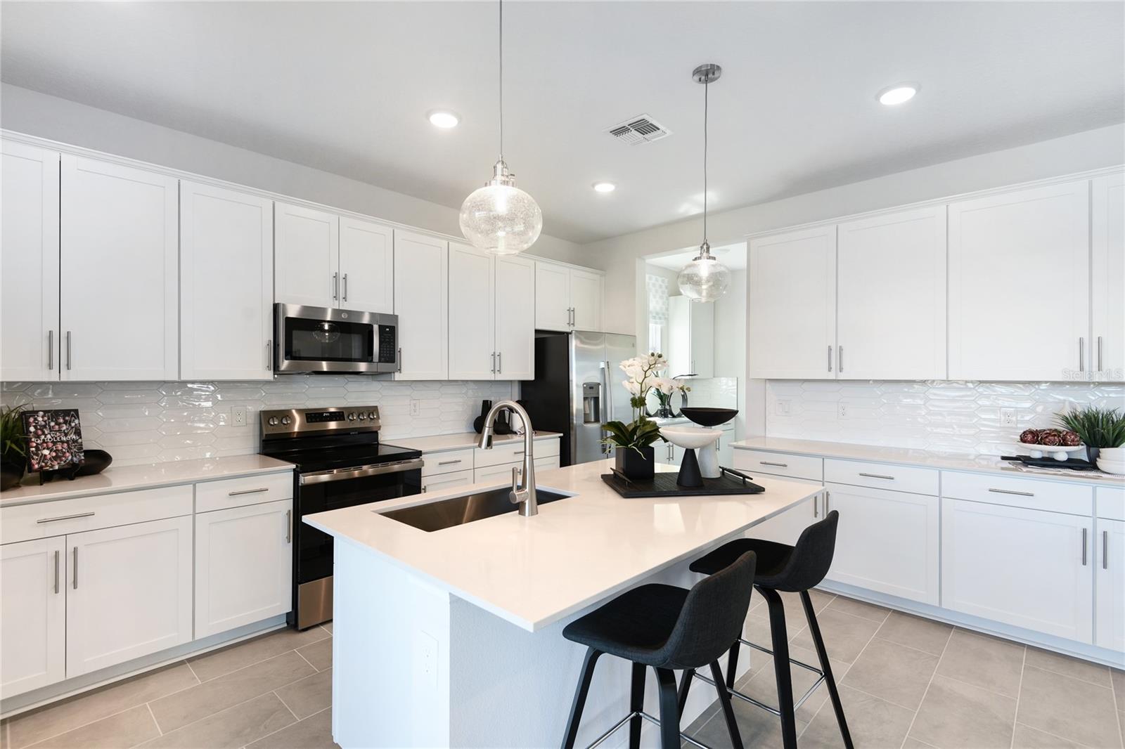 Image 7 of 27 For 10125 Turnberry Lane