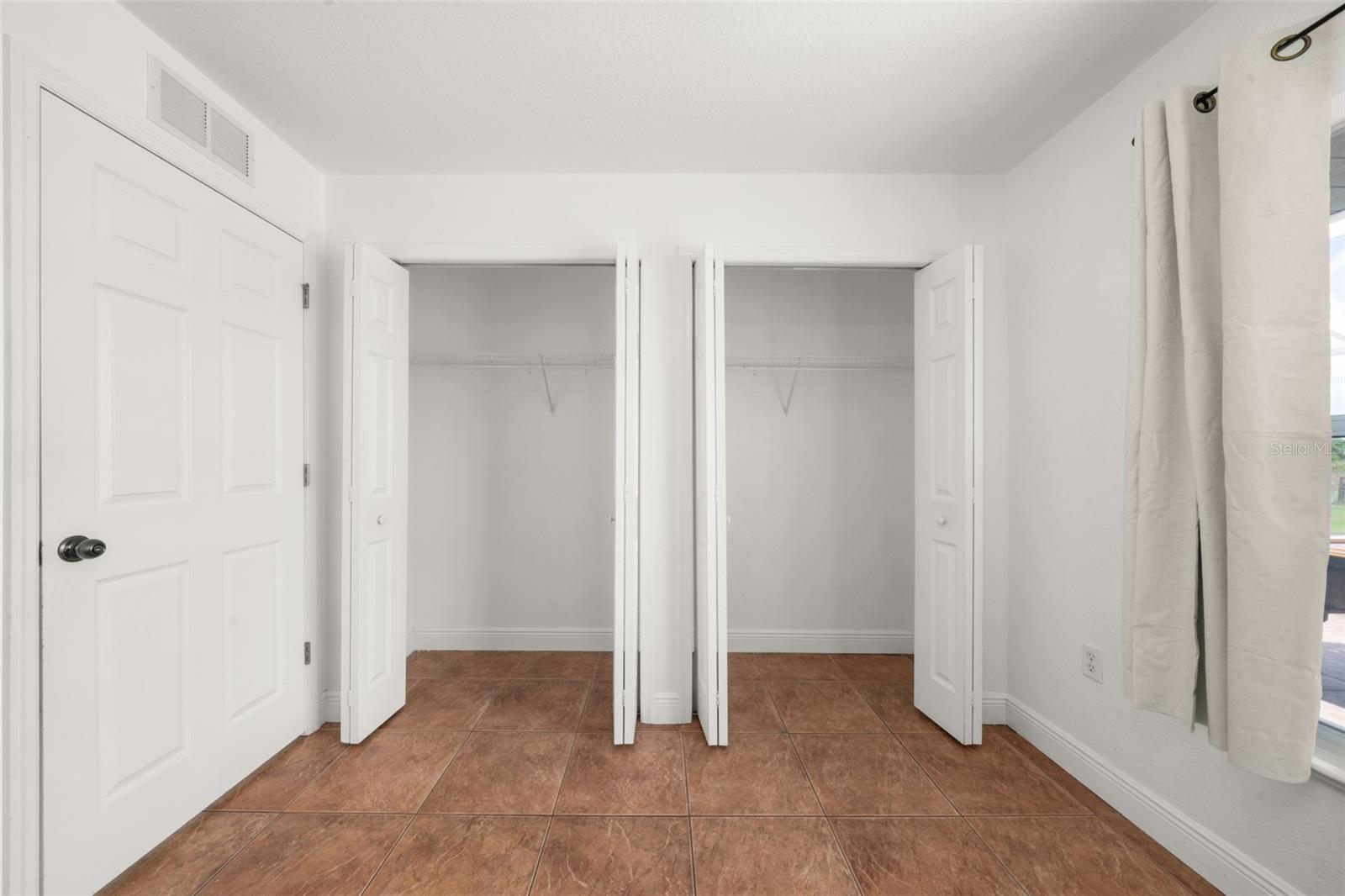 Image 17 of 97 For 615 Graham Dairy Rd