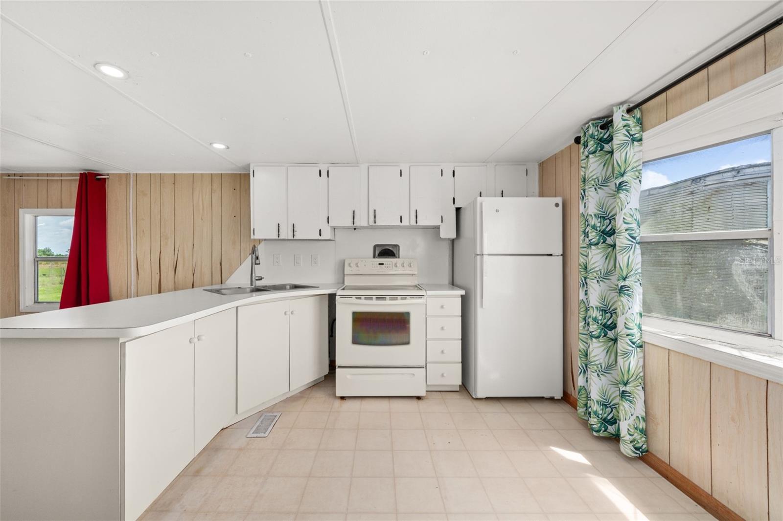 Image 52 of 97 For 615 Graham Dairy Rd