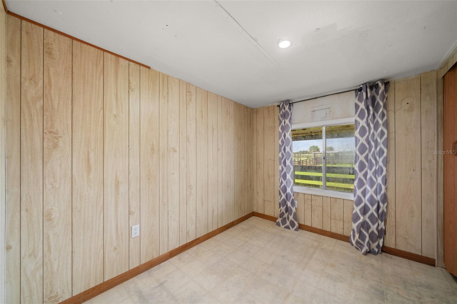 Image 57 of 97 For 615 Graham Dairy Rd