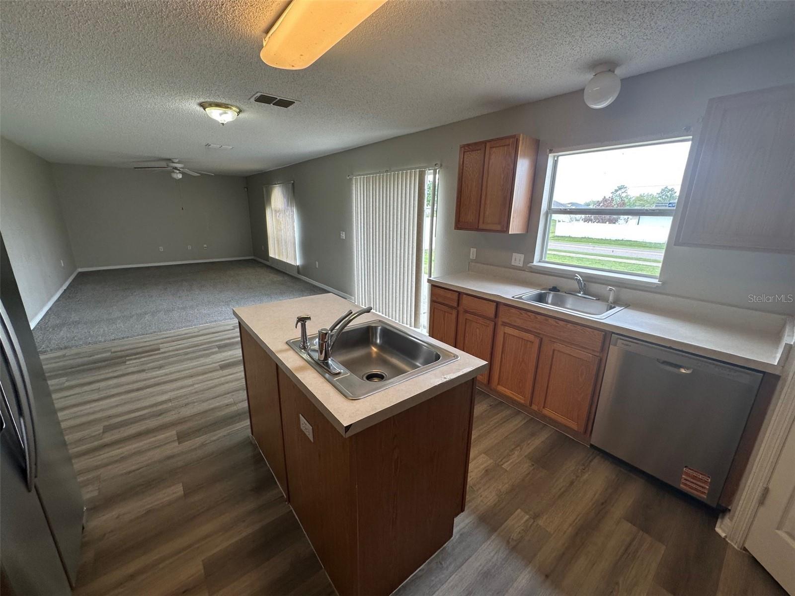 Image 6 of 26 For 1761 Pompano Drive