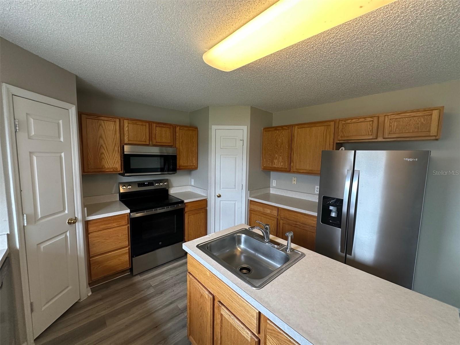 Image 7 of 26 For 1761 Pompano Drive