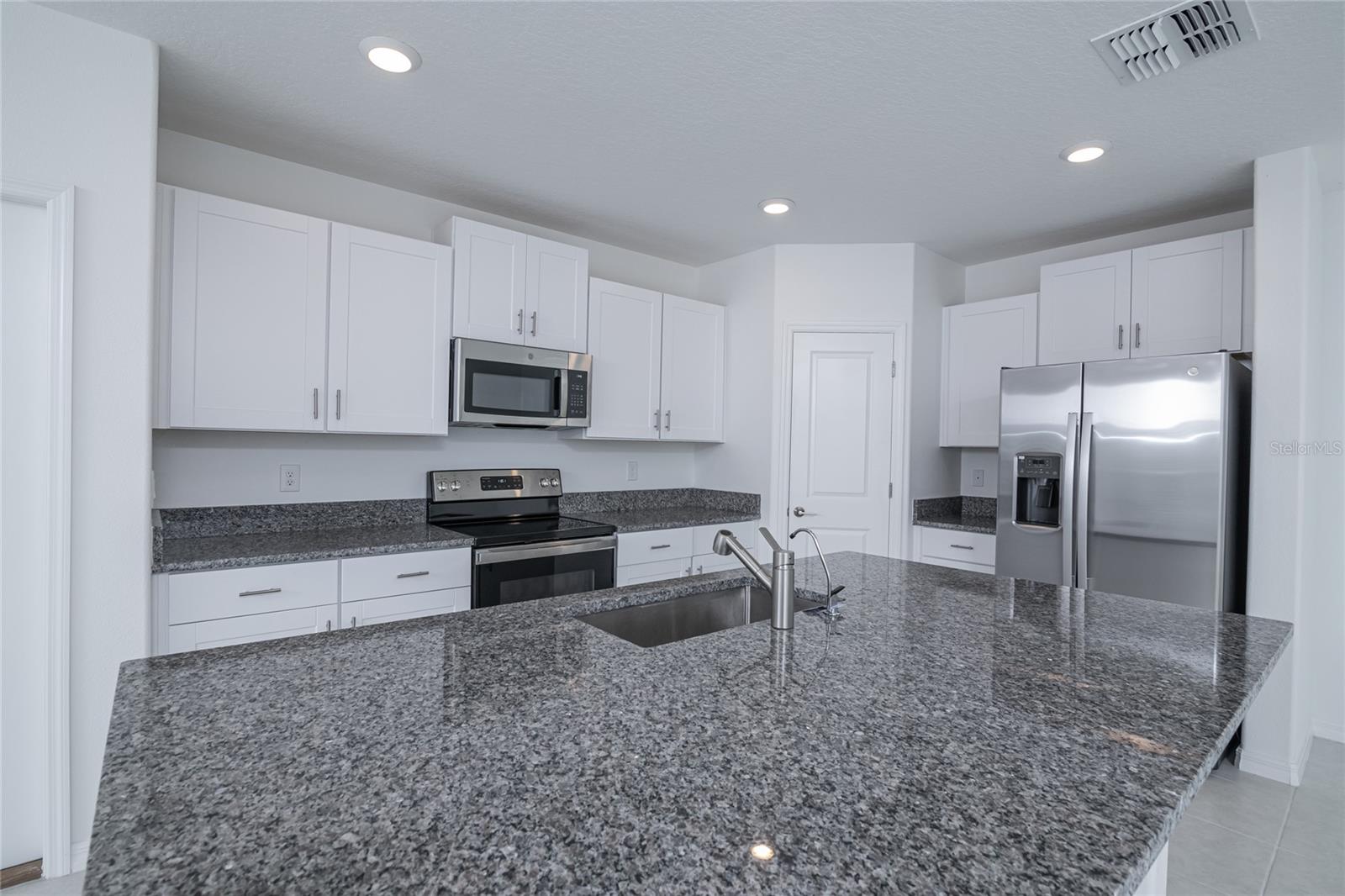 Image 12 of 37 For 2189 Teneroc Trail