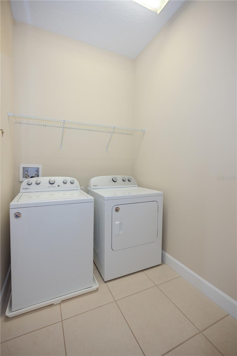 Image 19 of 21 For 13783 Benavente Avenue