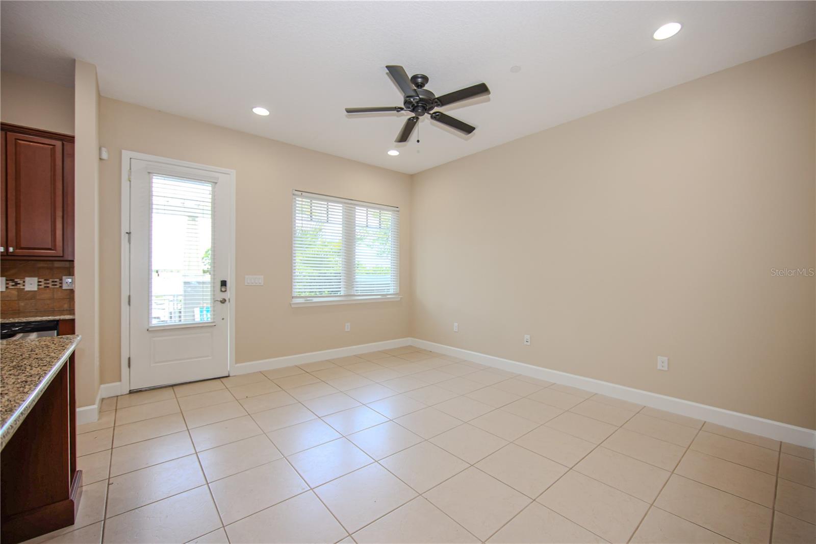 Image 7 of 21 For 13783 Benavente Avenue