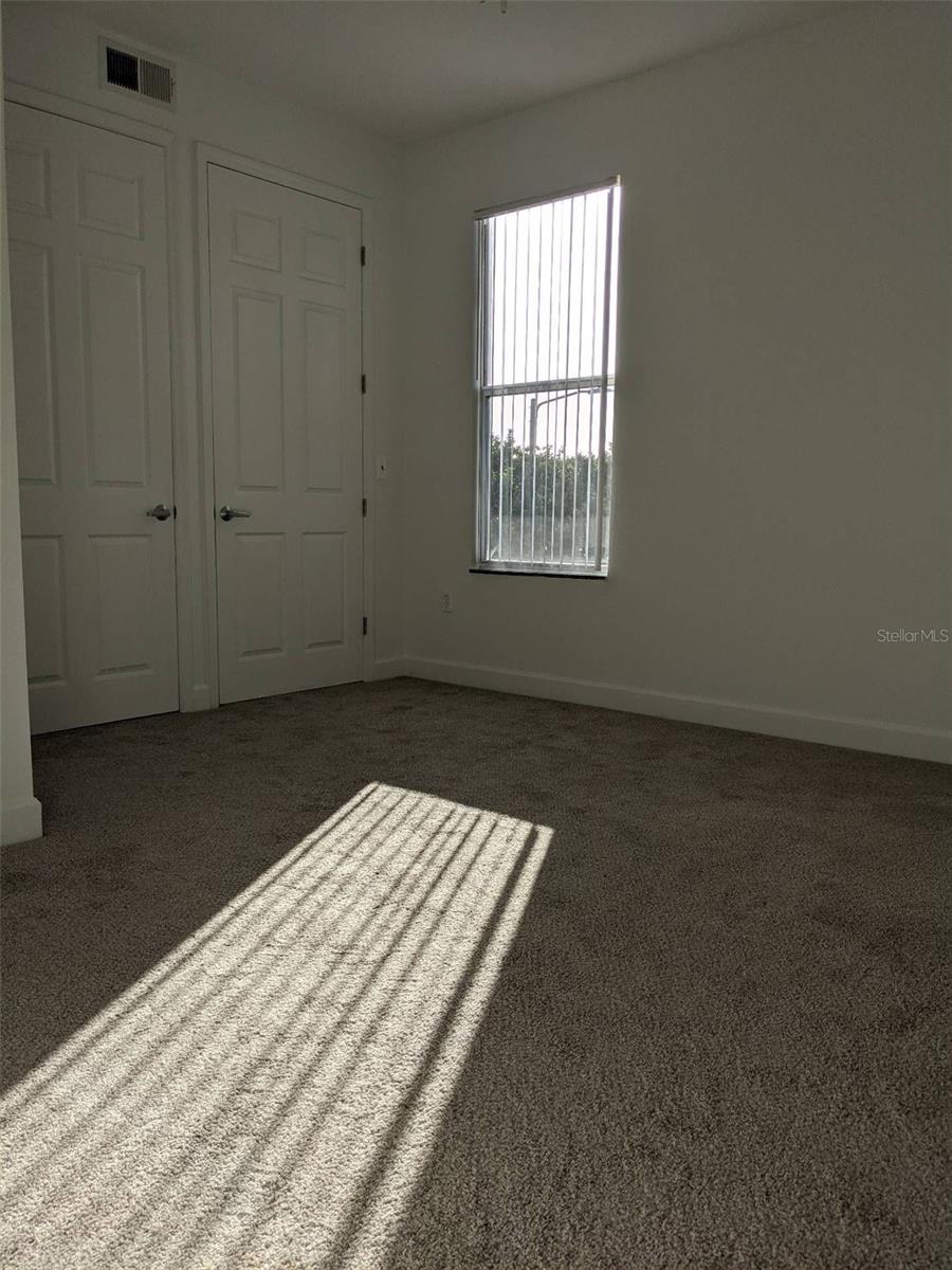 Image 11 of 28 For 2080 Heritage Key Boulevard