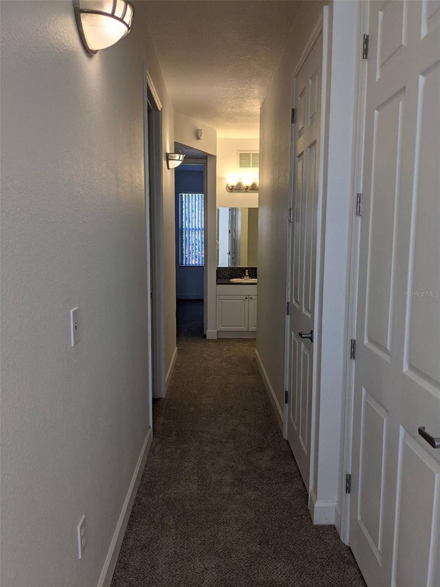 Image 8 of 28 For 2080 Heritage Key Boulevard