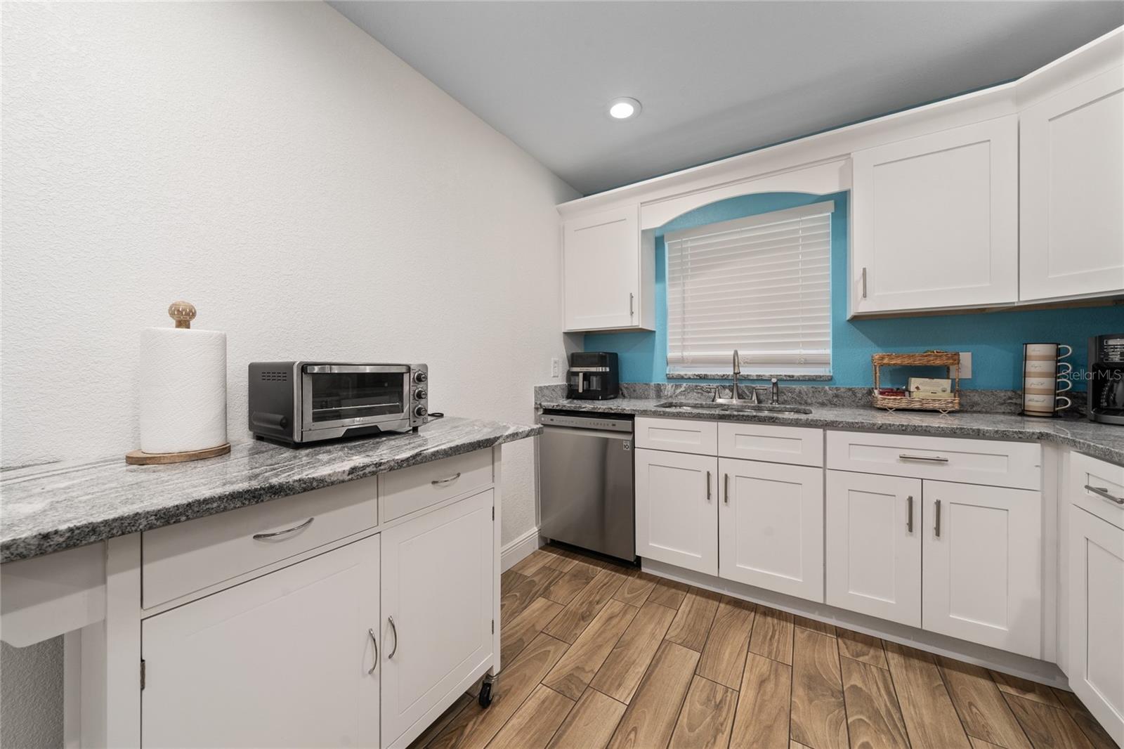 Image 10 of 37 For 3254 Moccasin Drive