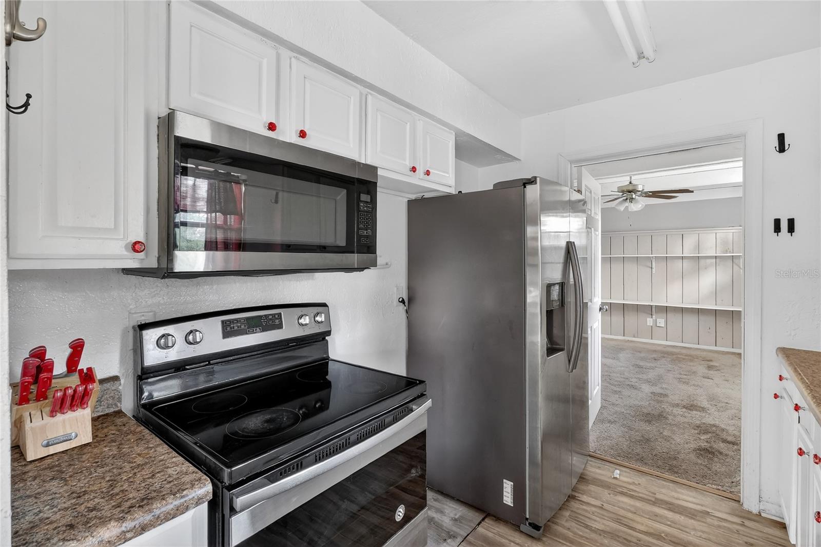 Image 20 of 48 For 2715 Elmhurst Circle