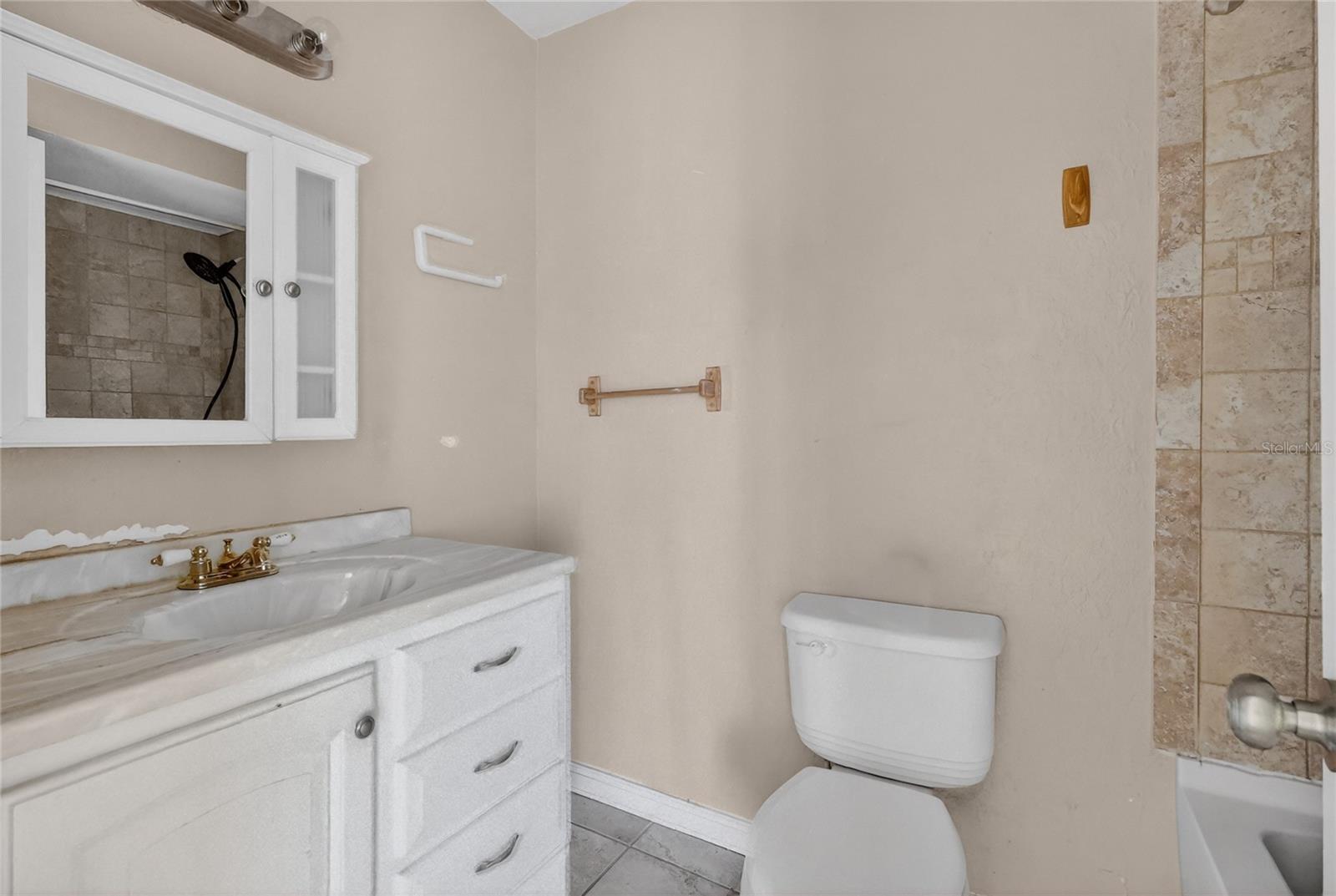 Image 23 of 48 For 2715 Elmhurst Circle