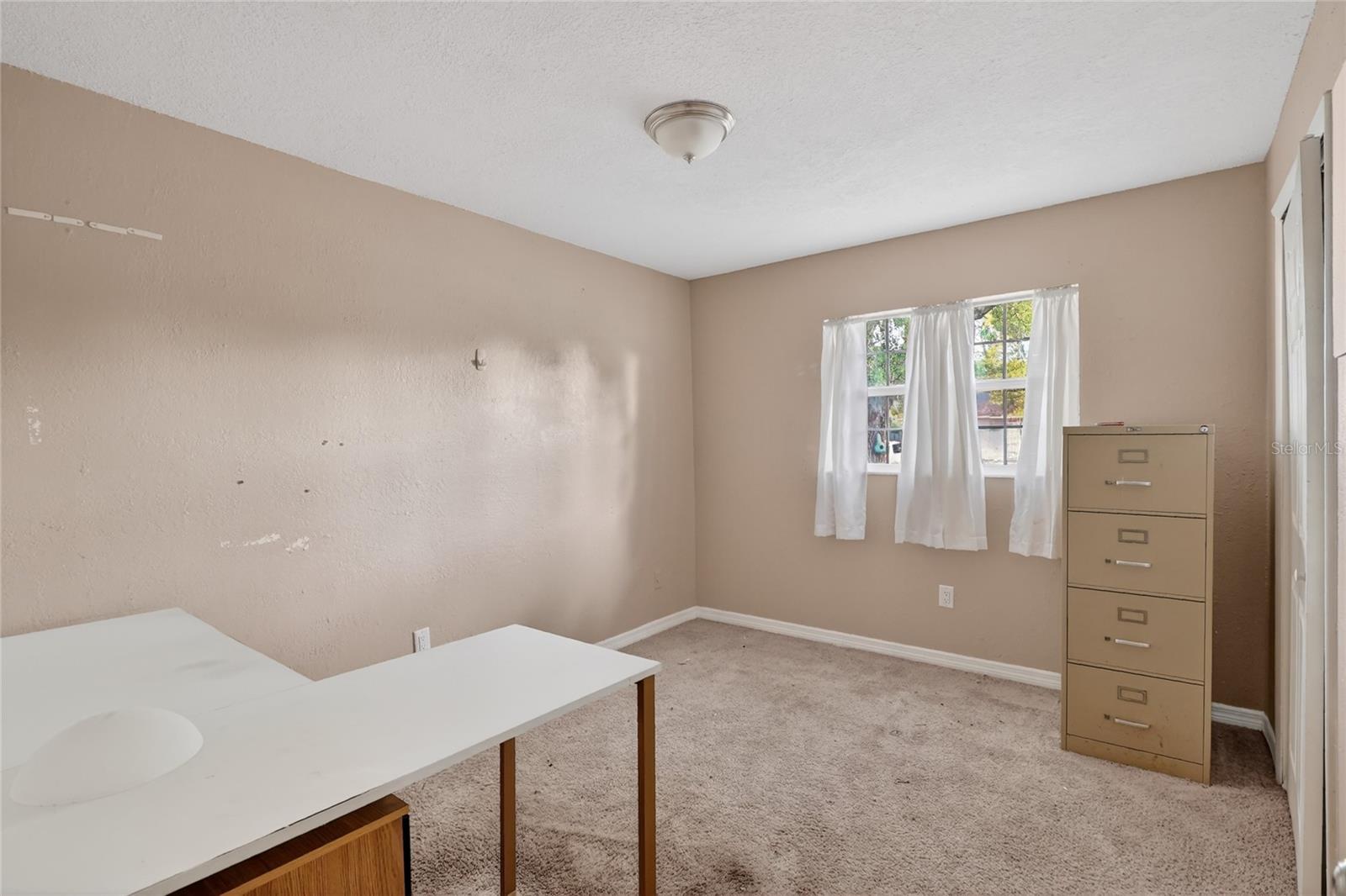 Image 31 of 48 For 2715 Elmhurst Circle