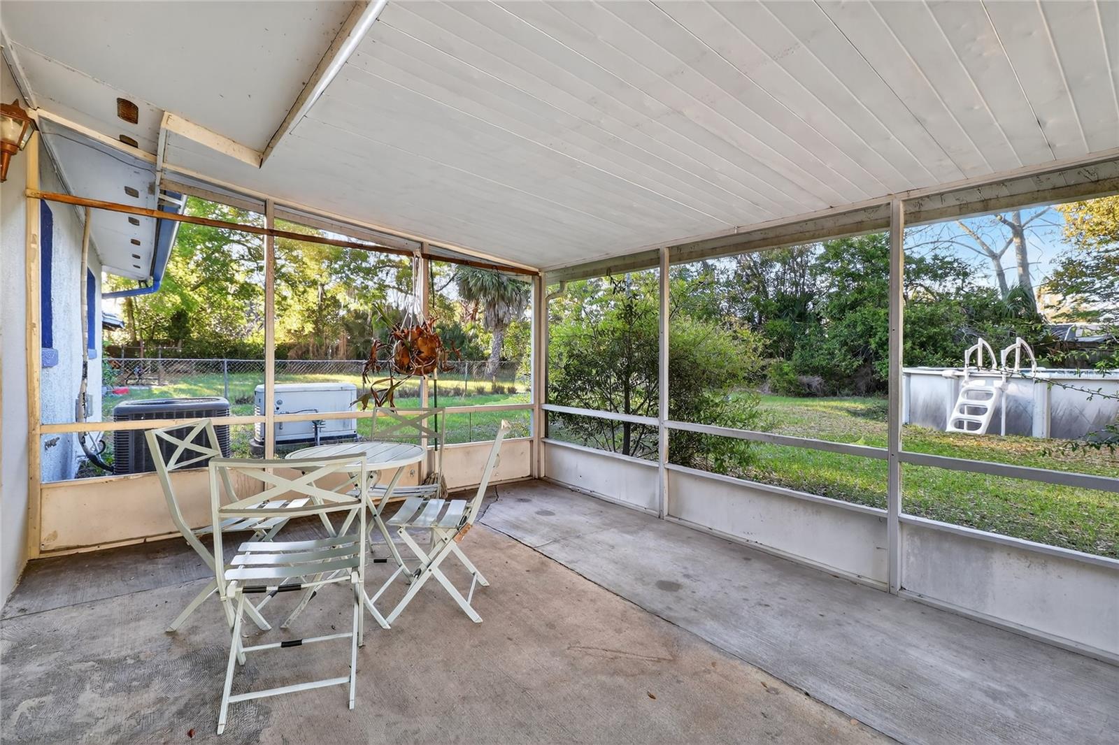 Image 35 of 48 For 2715 Elmhurst Circle