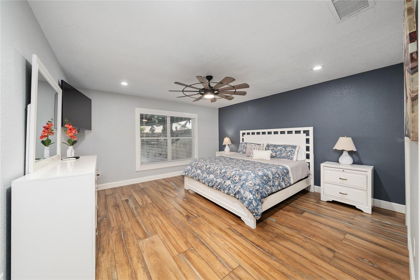 Image 14 of 38 For 4980 Warrior Lane