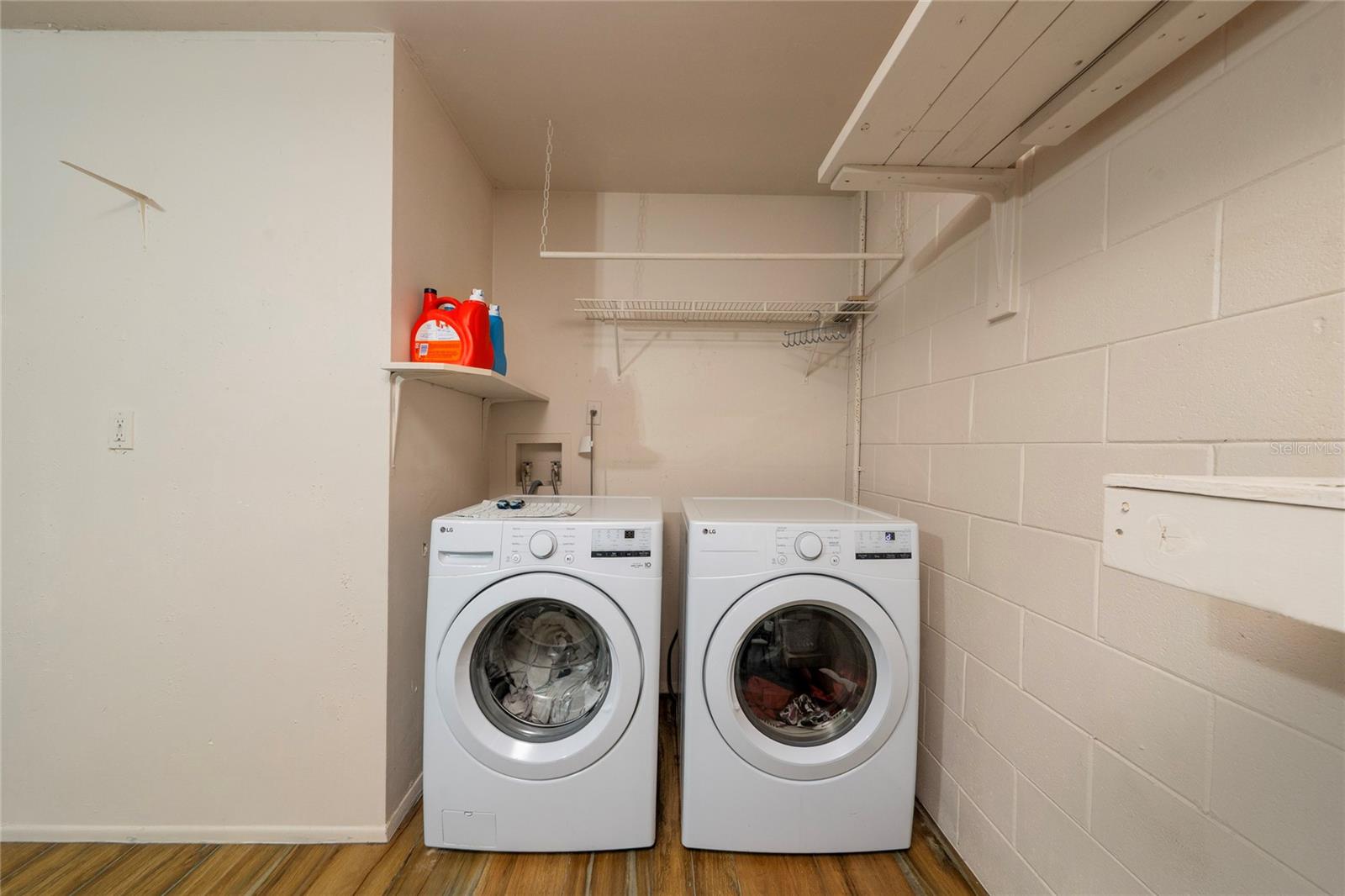 Image 32 of 38 For 4980 Warrior Lane