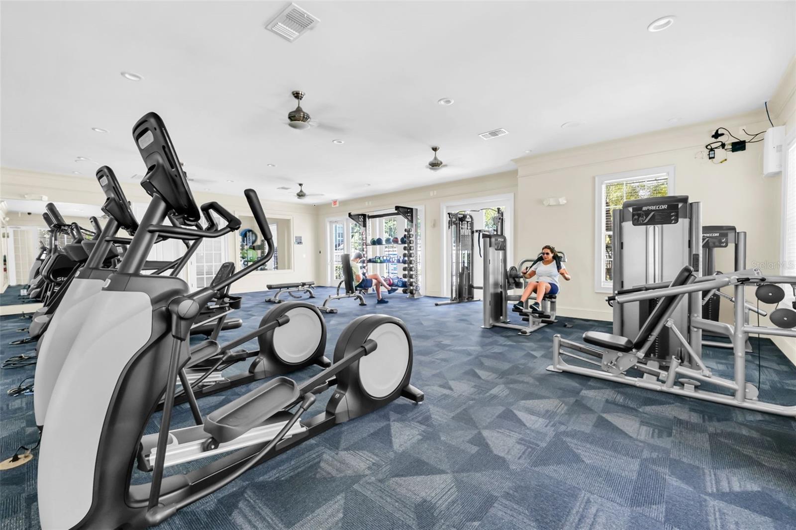 Image 35 of 41 For 6010 Newport Lane 103