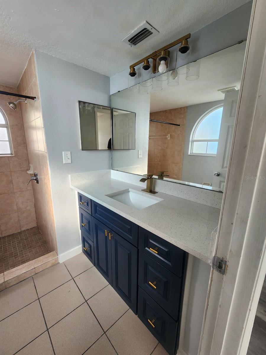 Image 14 of 17 For 2745 Poinciana Boulevard 63