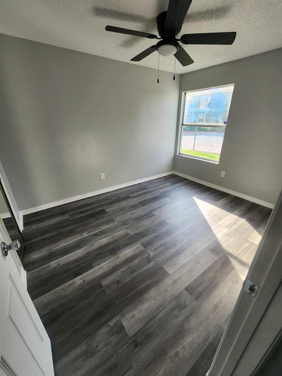 Image 15 of 17 For 2745 Poinciana Boulevard 63