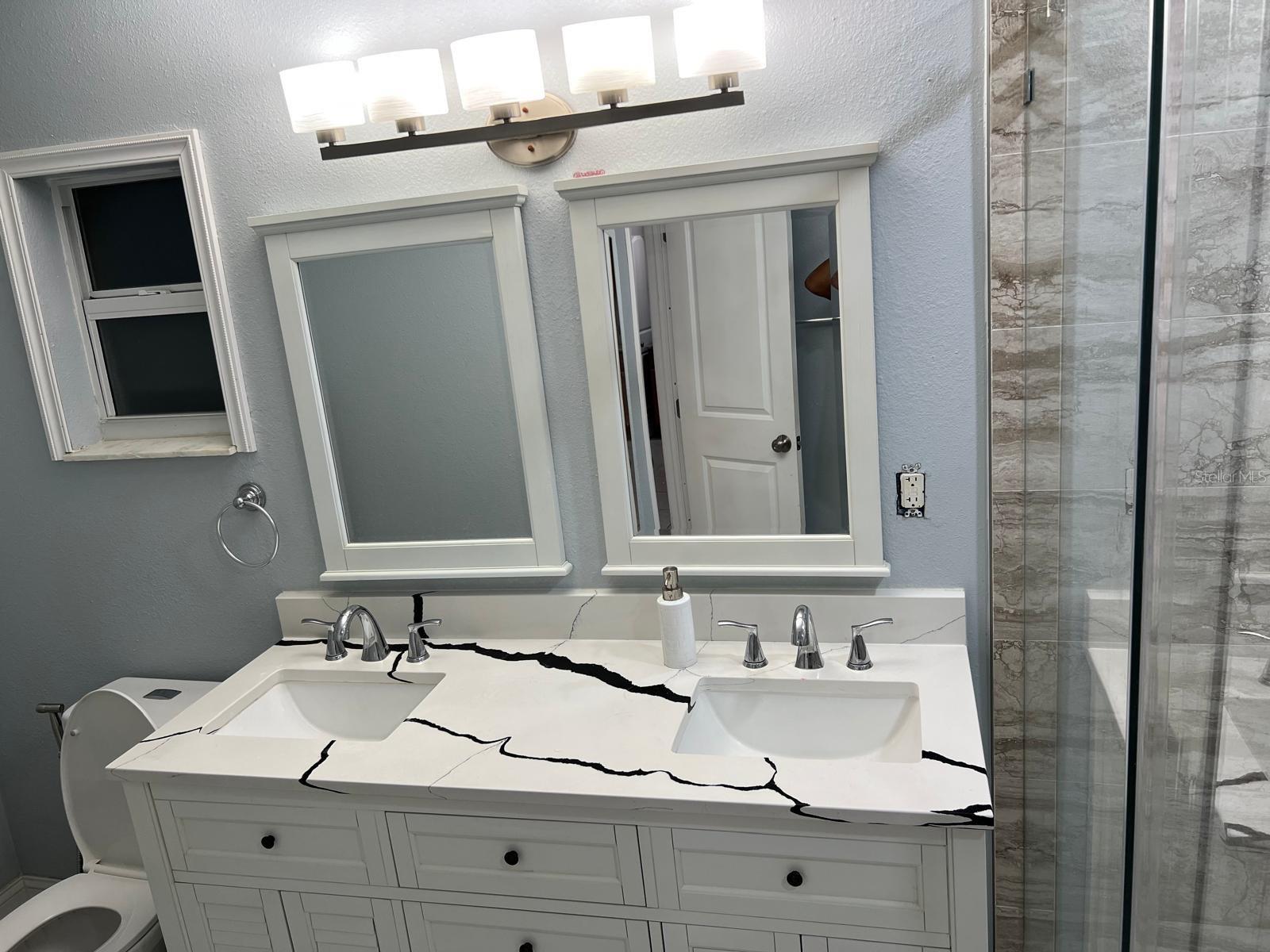 Image 20 of 36 For 1756 Tanglewood Drive