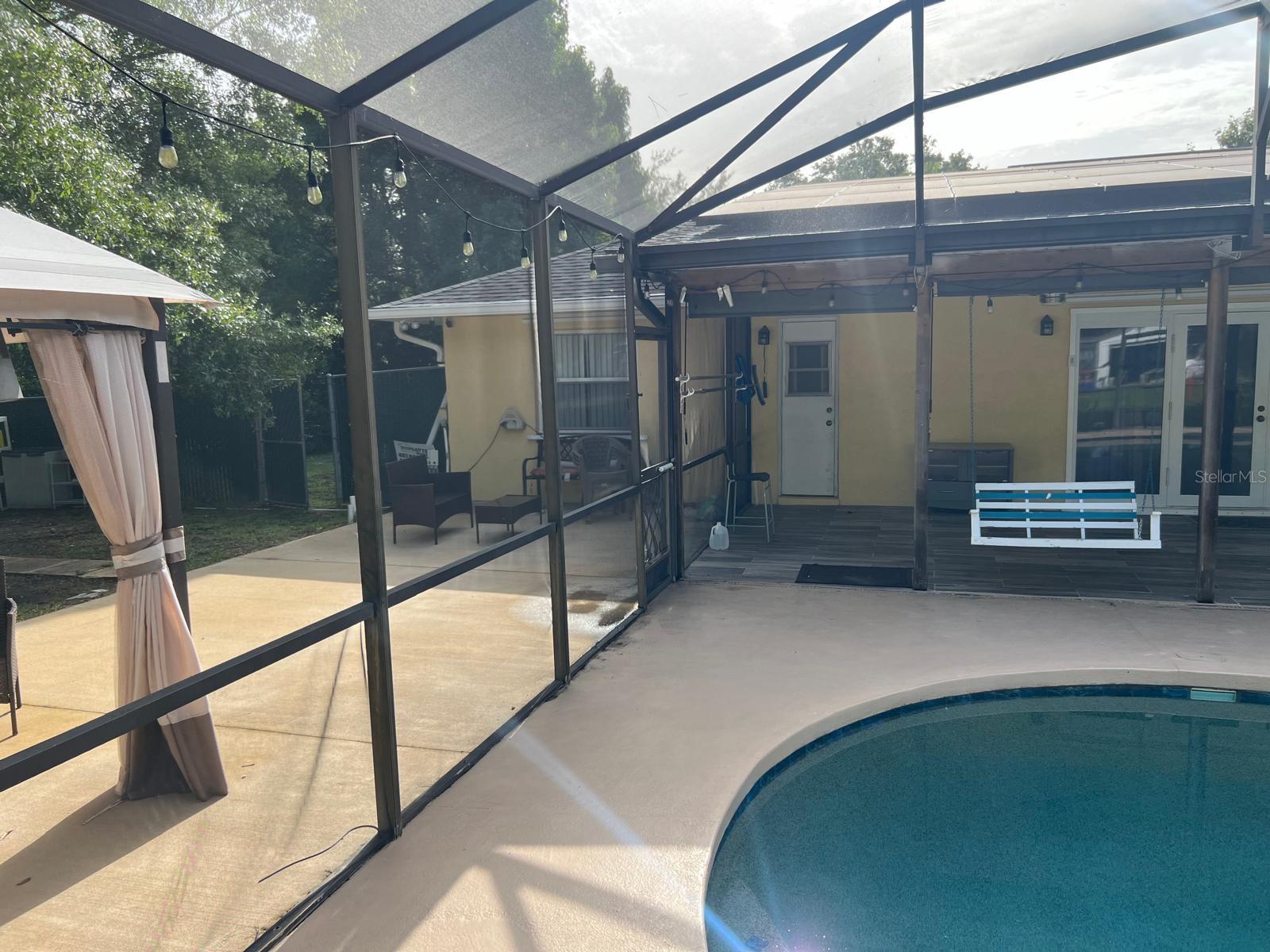 Image 30 of 36 For 1756 Tanglewood Drive