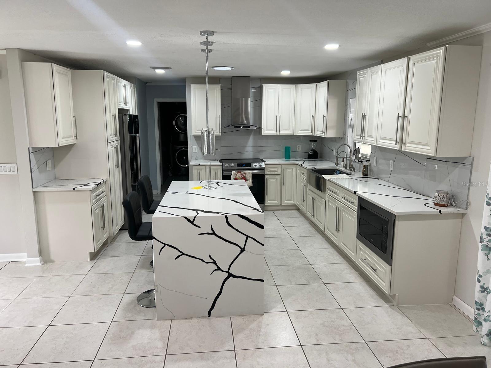 Image 4 of 36 For 1756 Tanglewood Drive