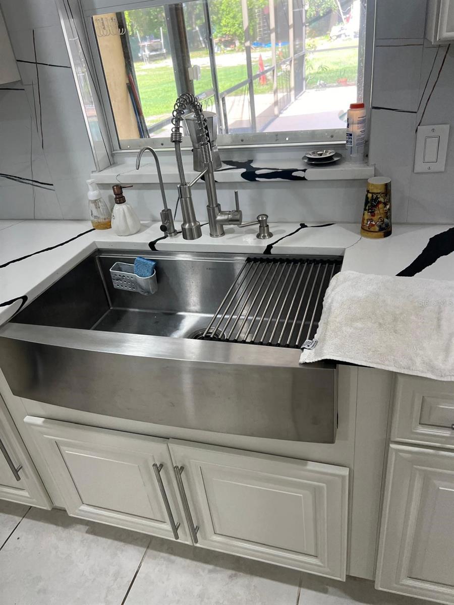 Image 8 of 36 For 1756 Tanglewood Drive