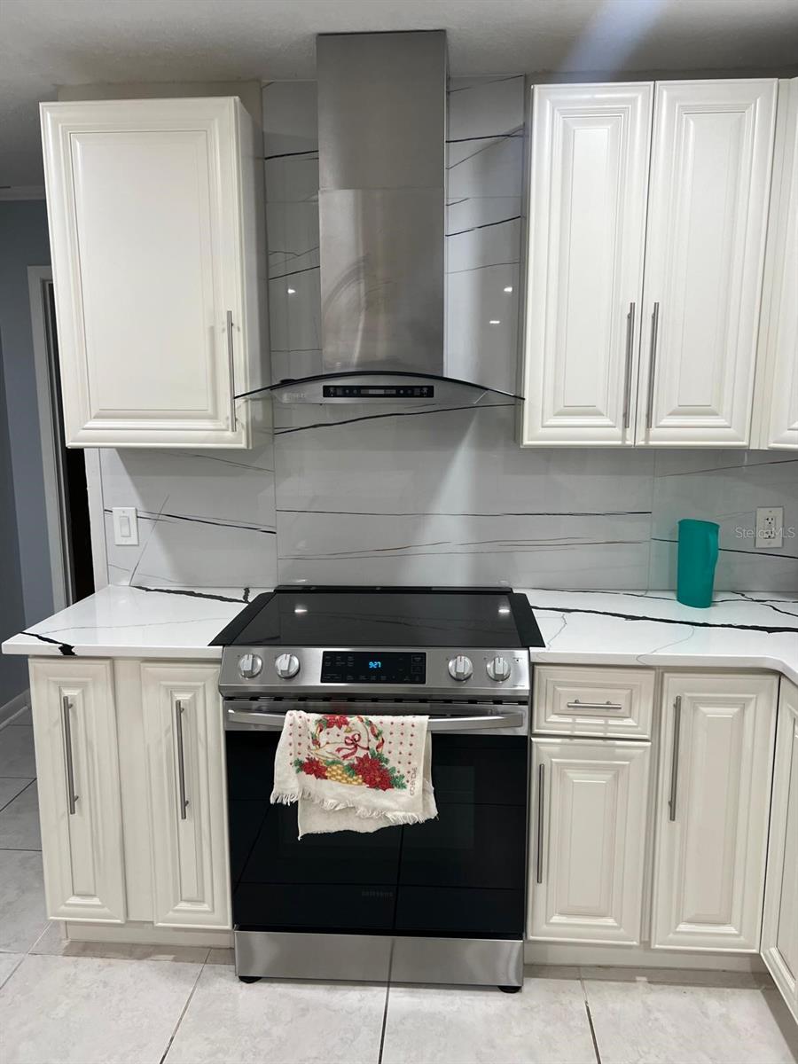 Image 9 of 36 For 1756 Tanglewood Drive