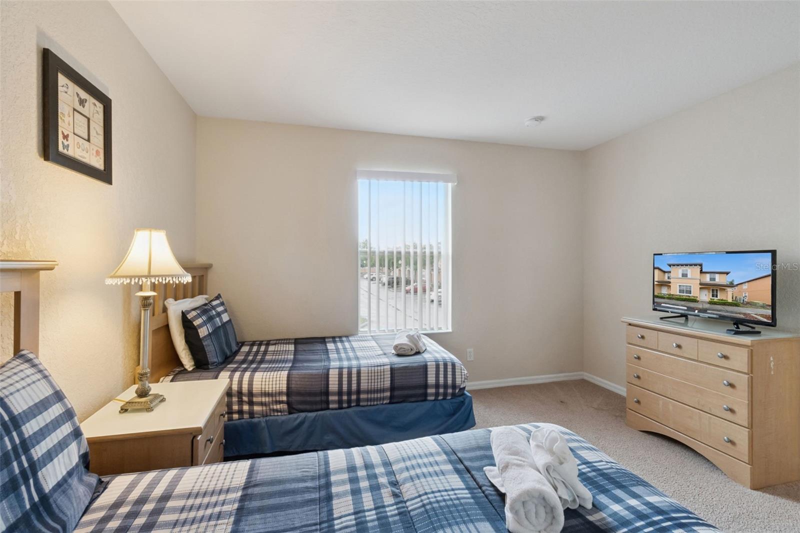 Image 17 of 61 For 5732 Delorean Drive