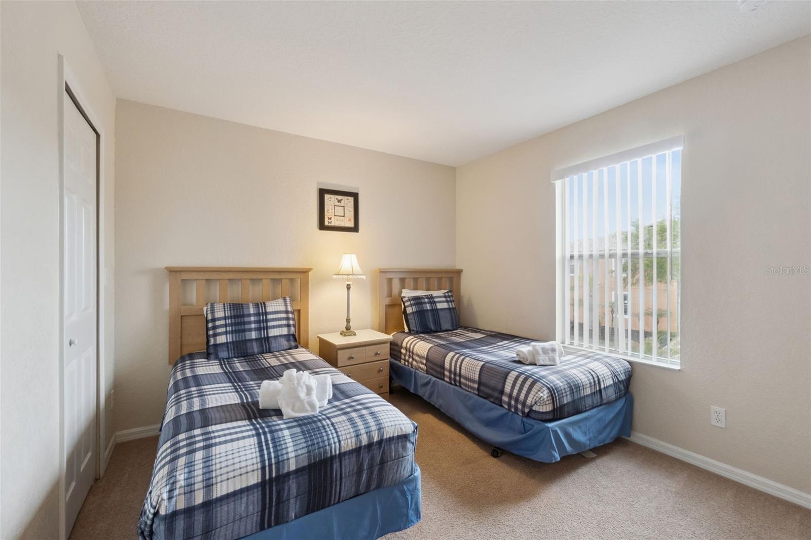 Image 18 of 61 For 5732 Delorean Drive