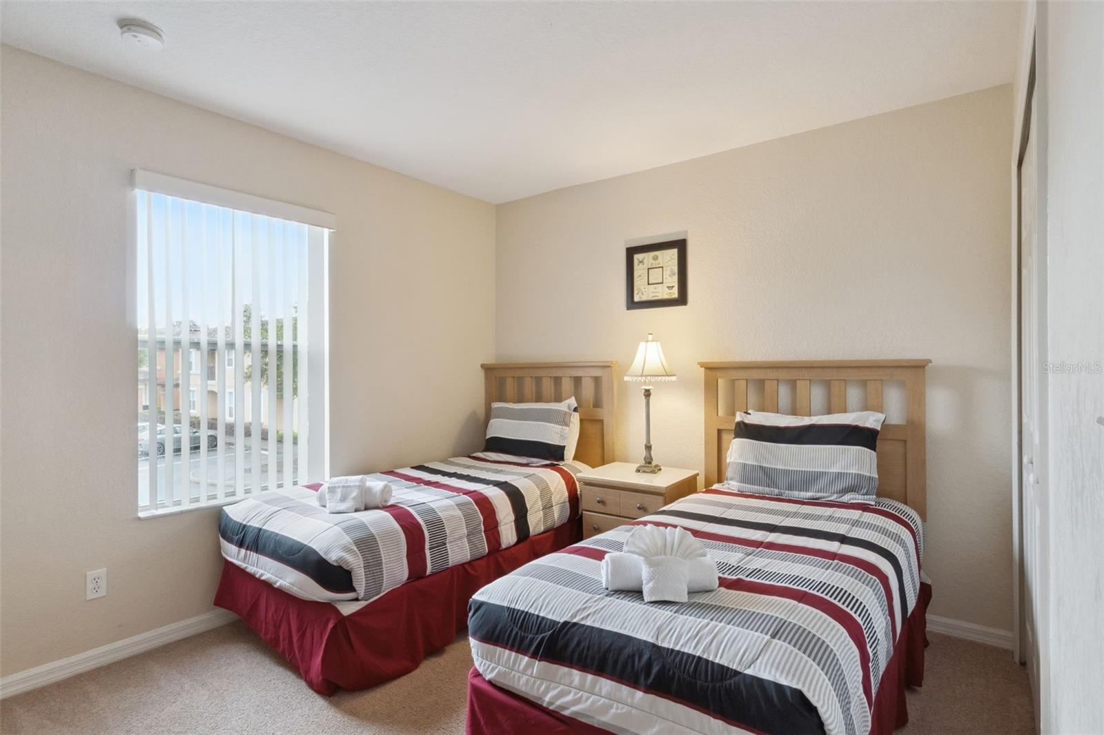 Image 19 of 61 For 5732 Delorean Drive