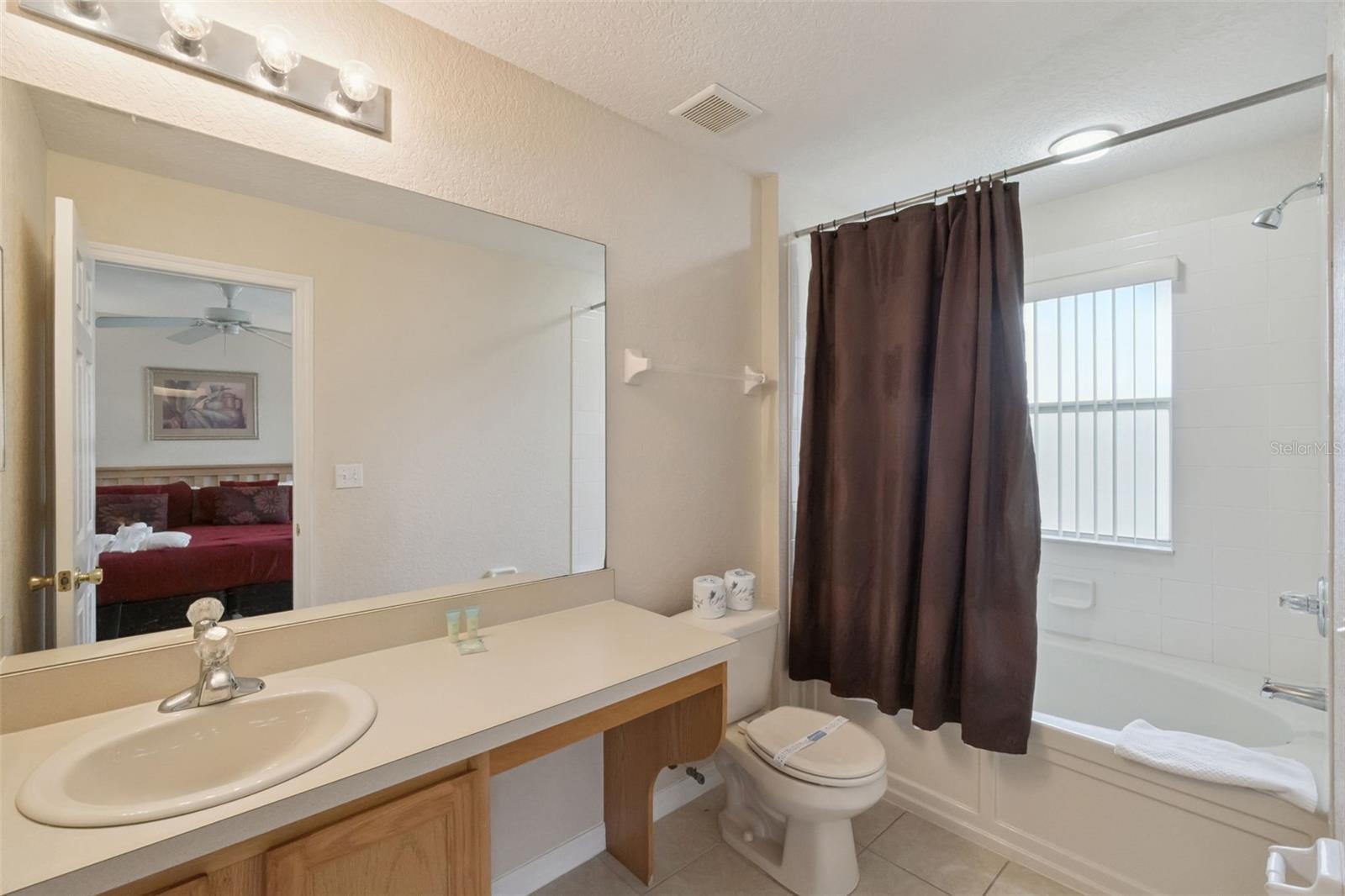 Image 21 of 61 For 5732 Delorean Drive