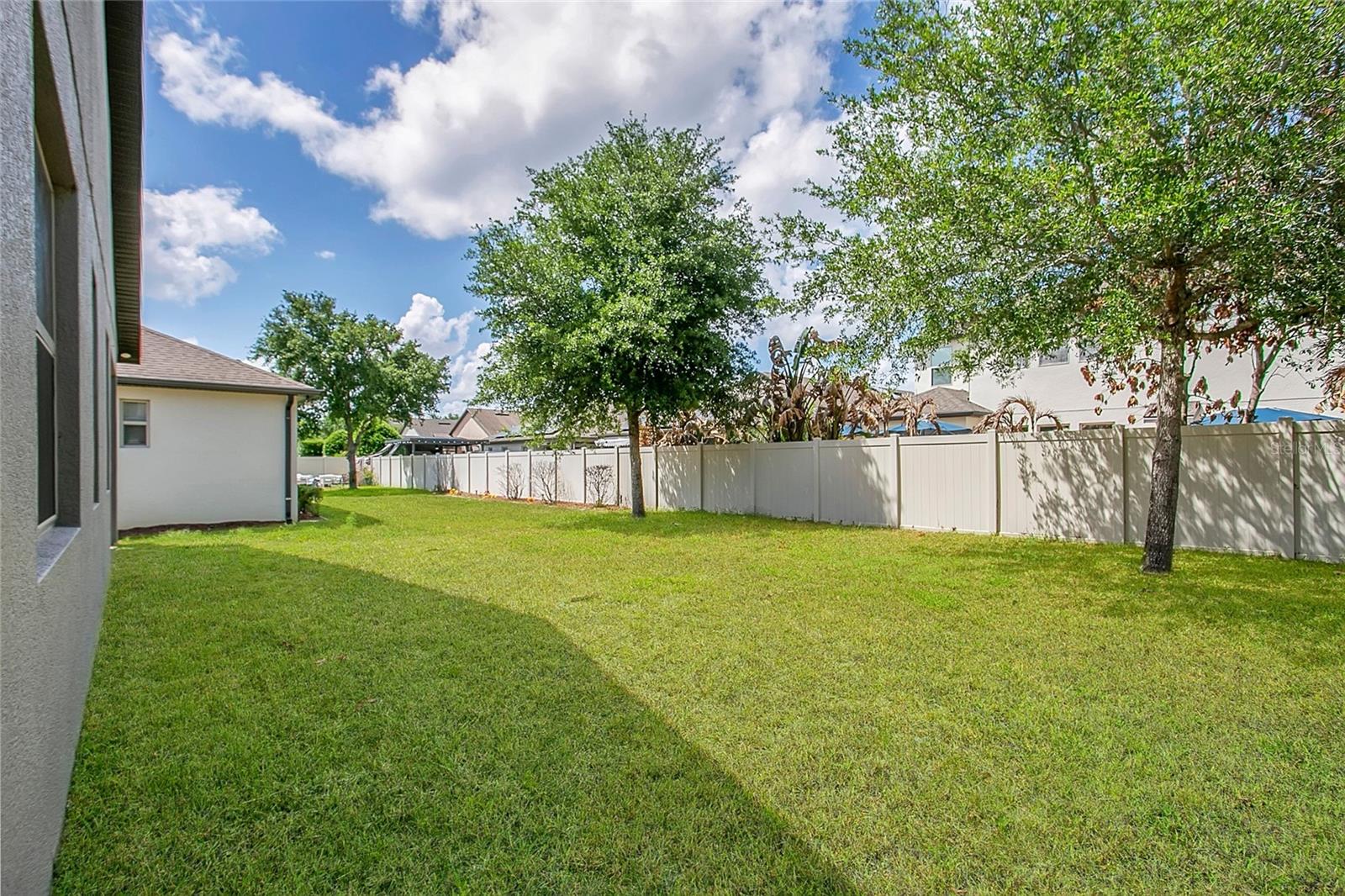 Image 18 of 25 For 5149 Ravena Avenue E