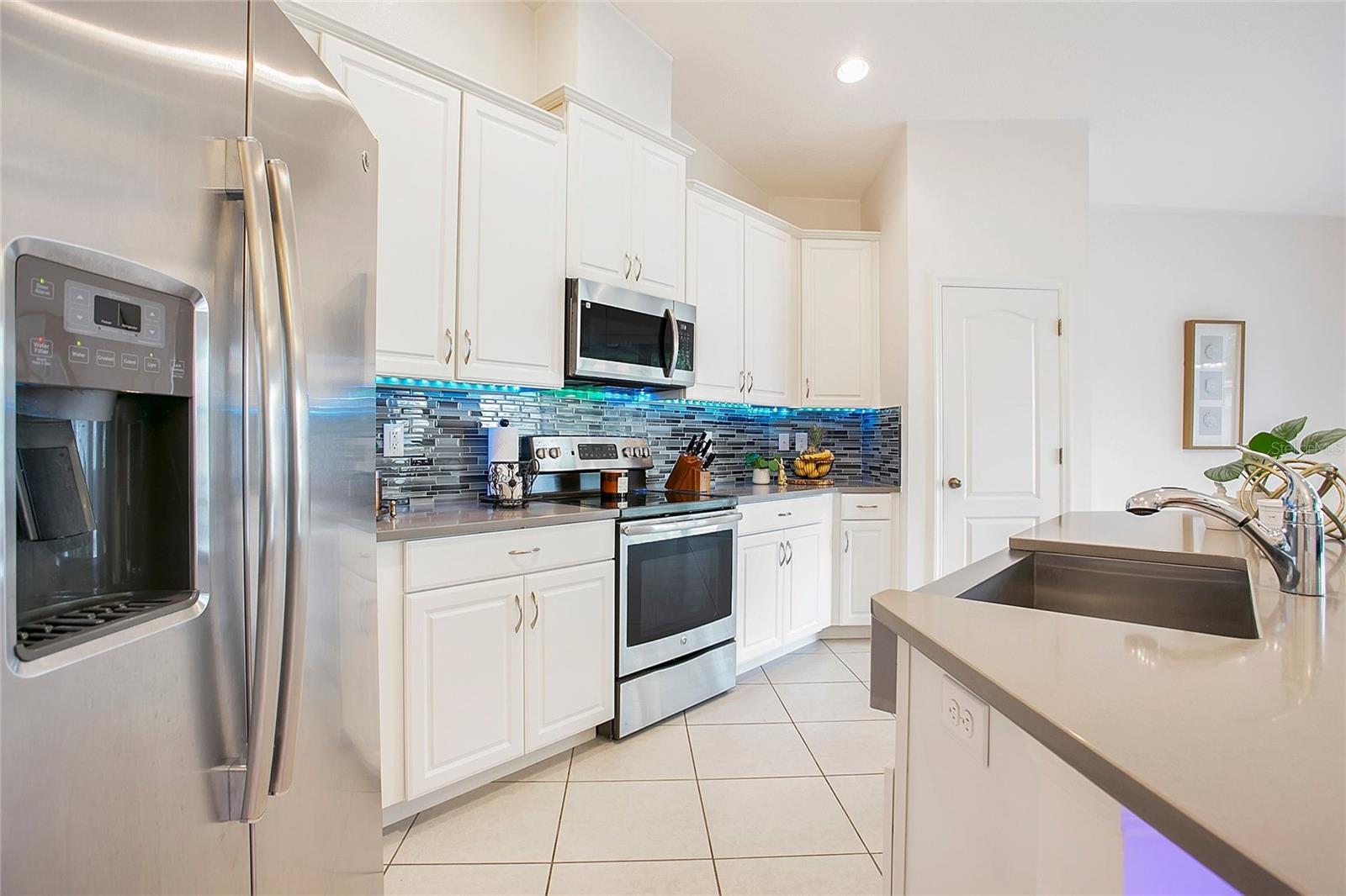 Image 5 of 25 For 5149 Ravena Avenue E