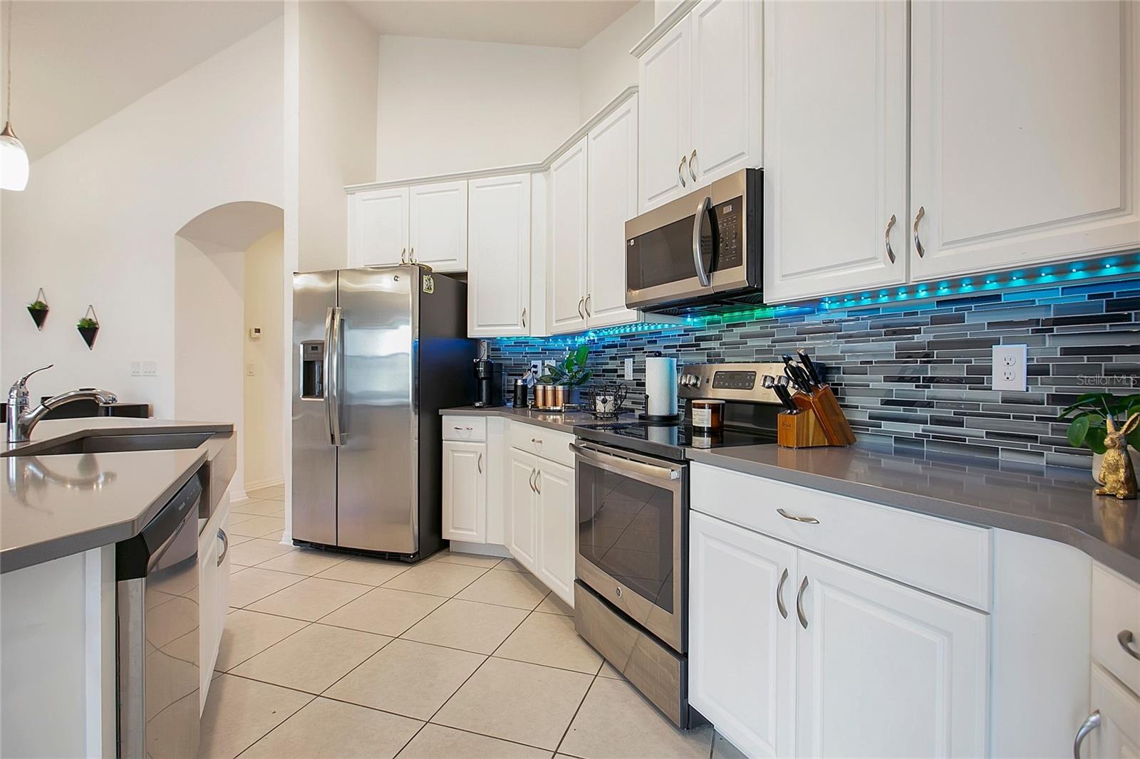 Image 8 of 25 For 5149 Ravena Avenue E