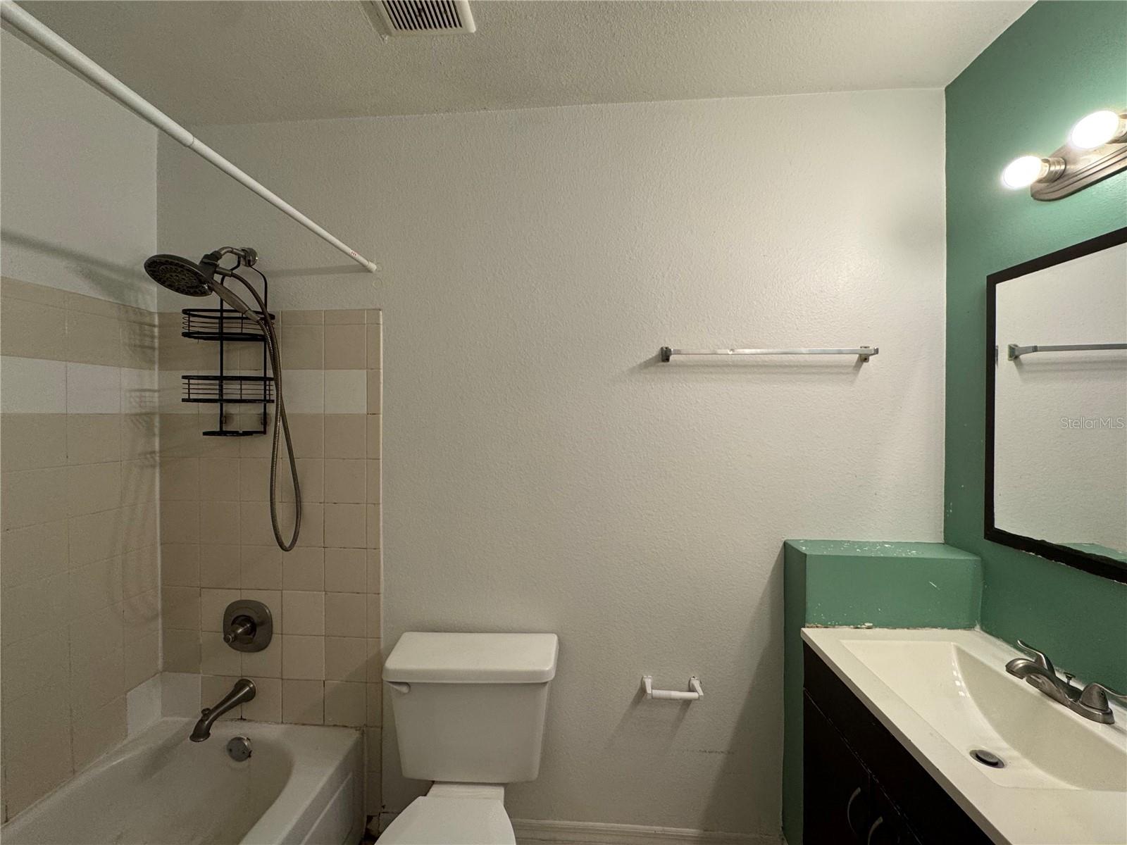 Image 7 of 10 For 3004 Parkway Boulevard 103