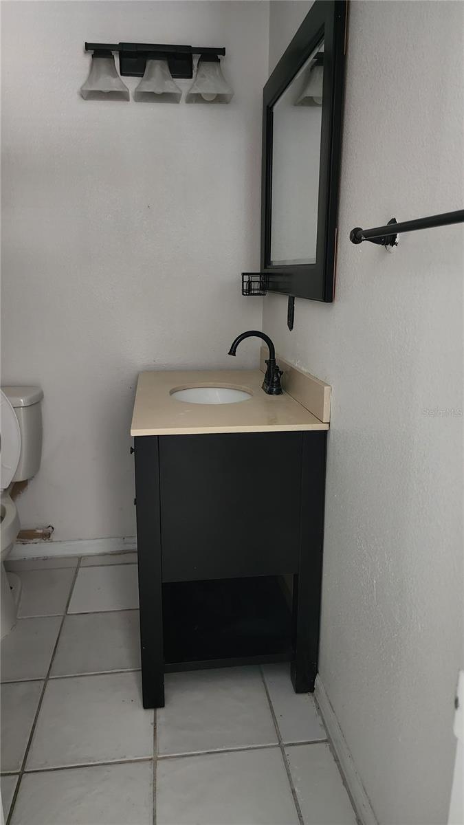 Image 8 of 11 For 5015 Edmee Circle