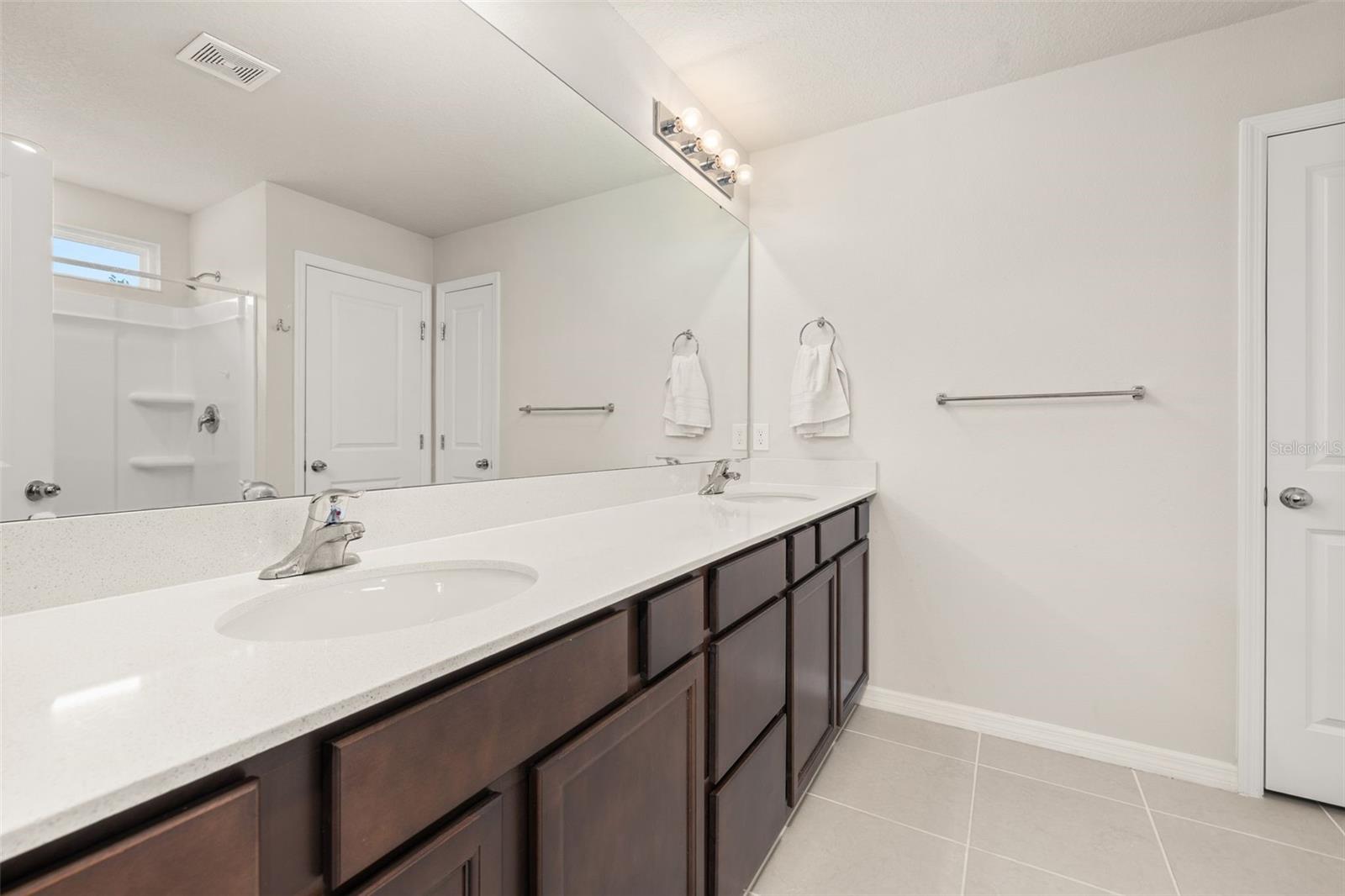 Image 37 of 72 For 1138 Michelangelo Lane