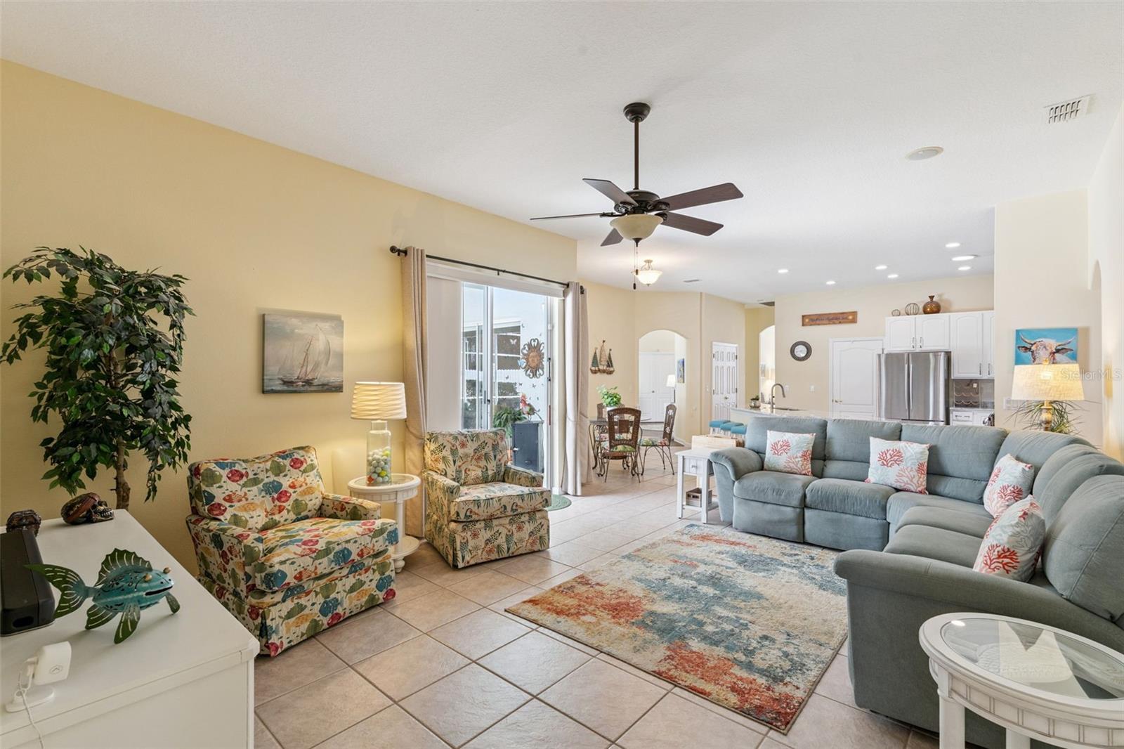 Image 25 of 57 For 331 North Hampton Dr