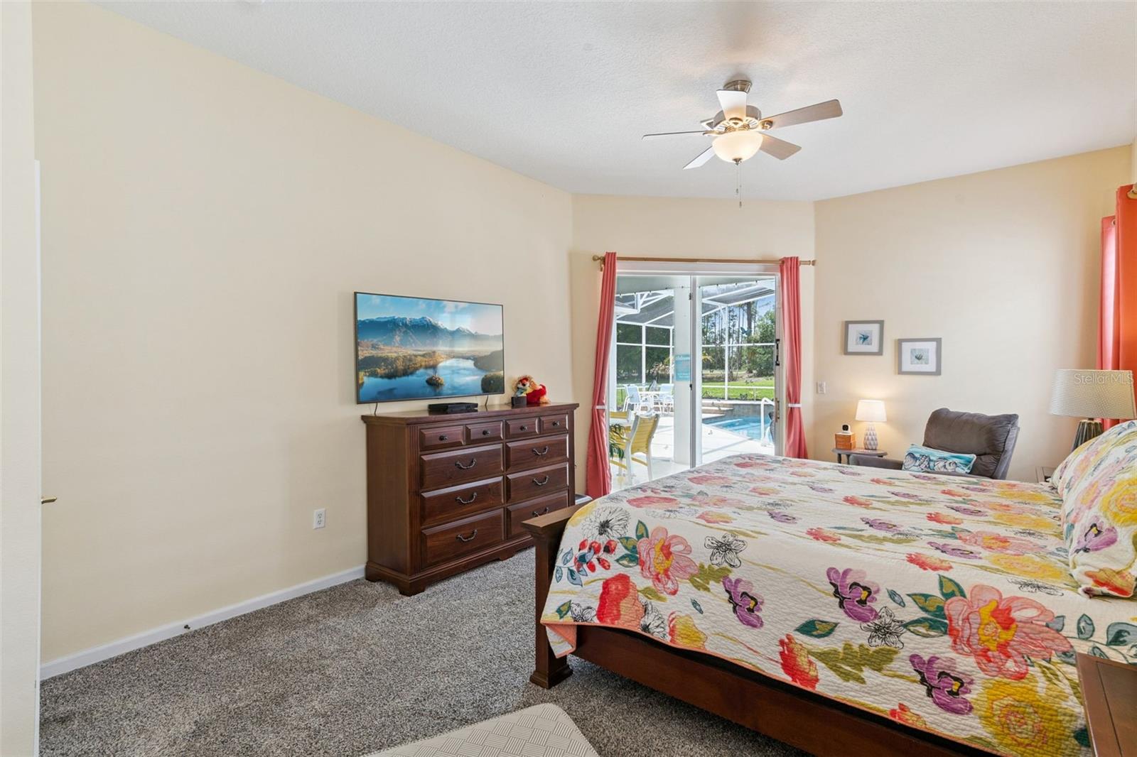 Image 30 of 57 For 331 North Hampton Dr