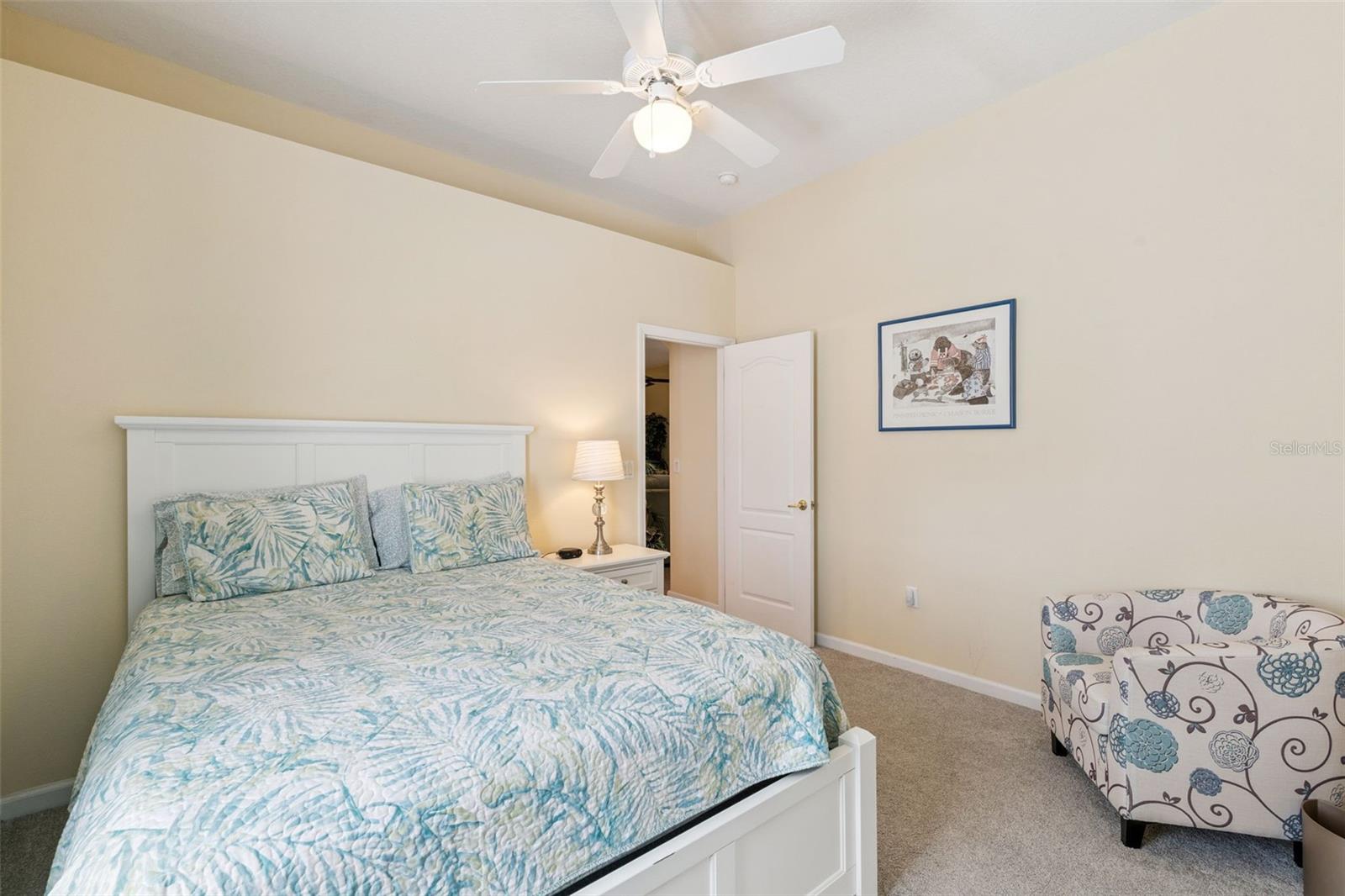 Image 37 of 57 For 331 North Hampton Dr