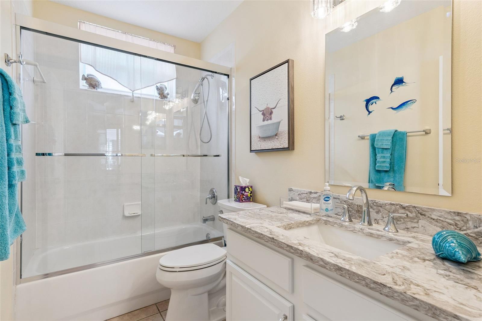 Image 41 of 57 For 331 North Hampton Dr