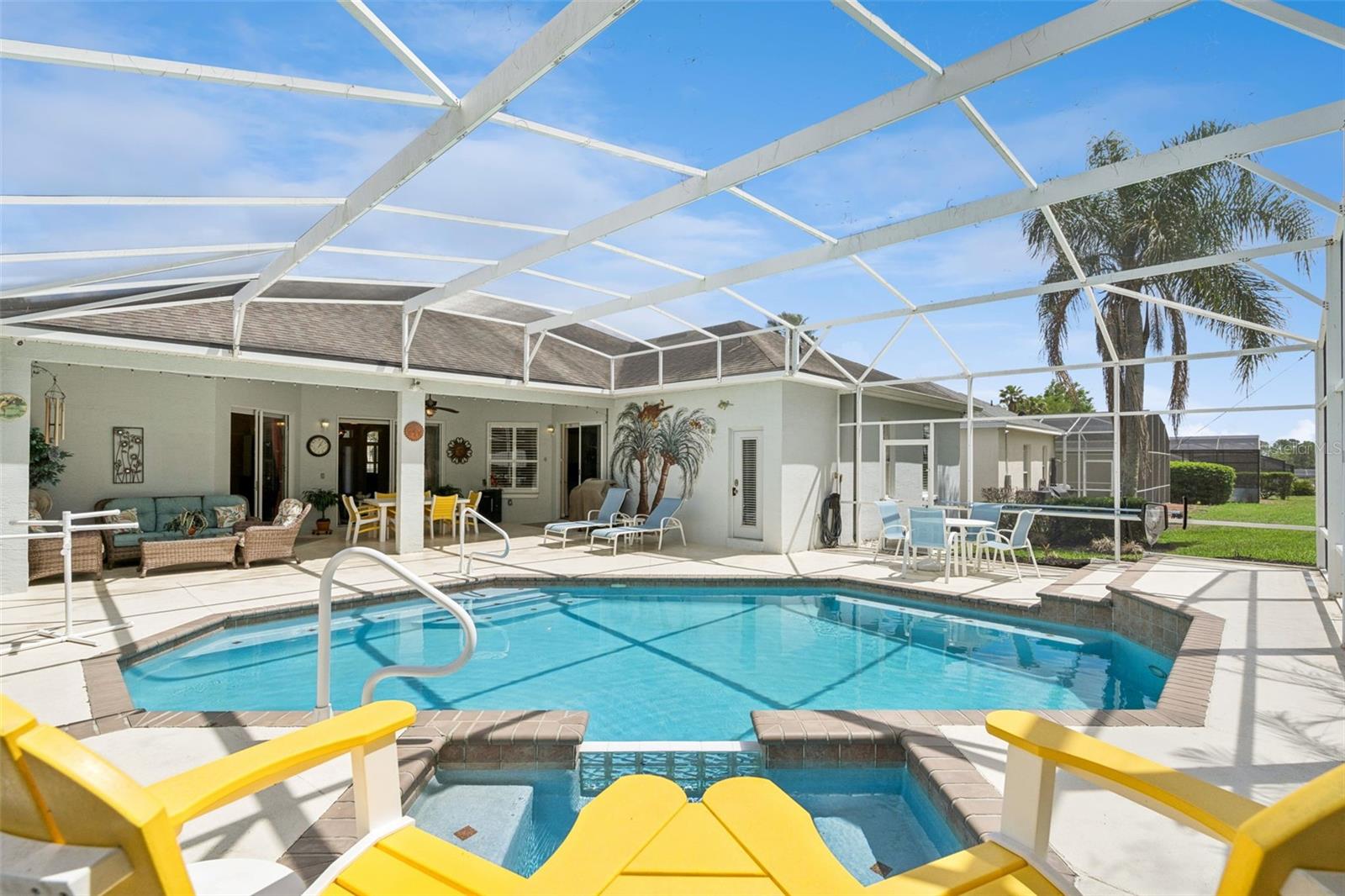 Image 46 of 57 For 331 North Hampton Dr