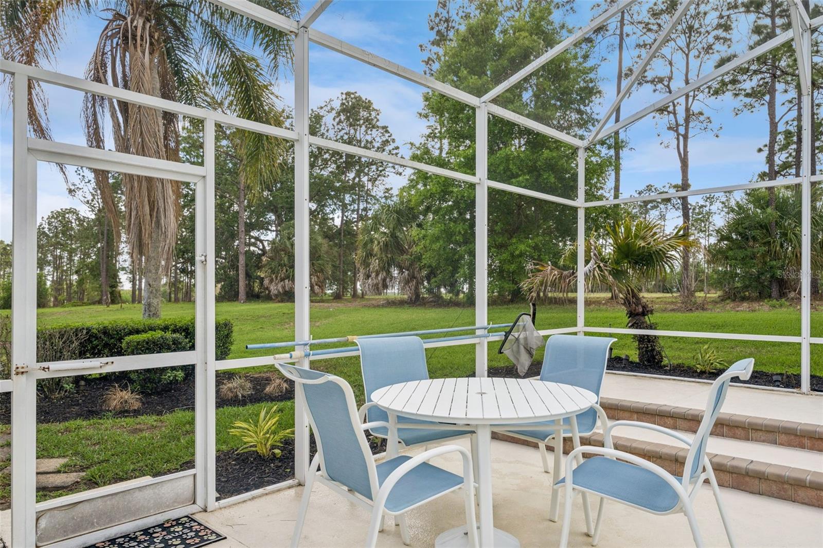 Image 50 of 57 For 331 North Hampton Dr