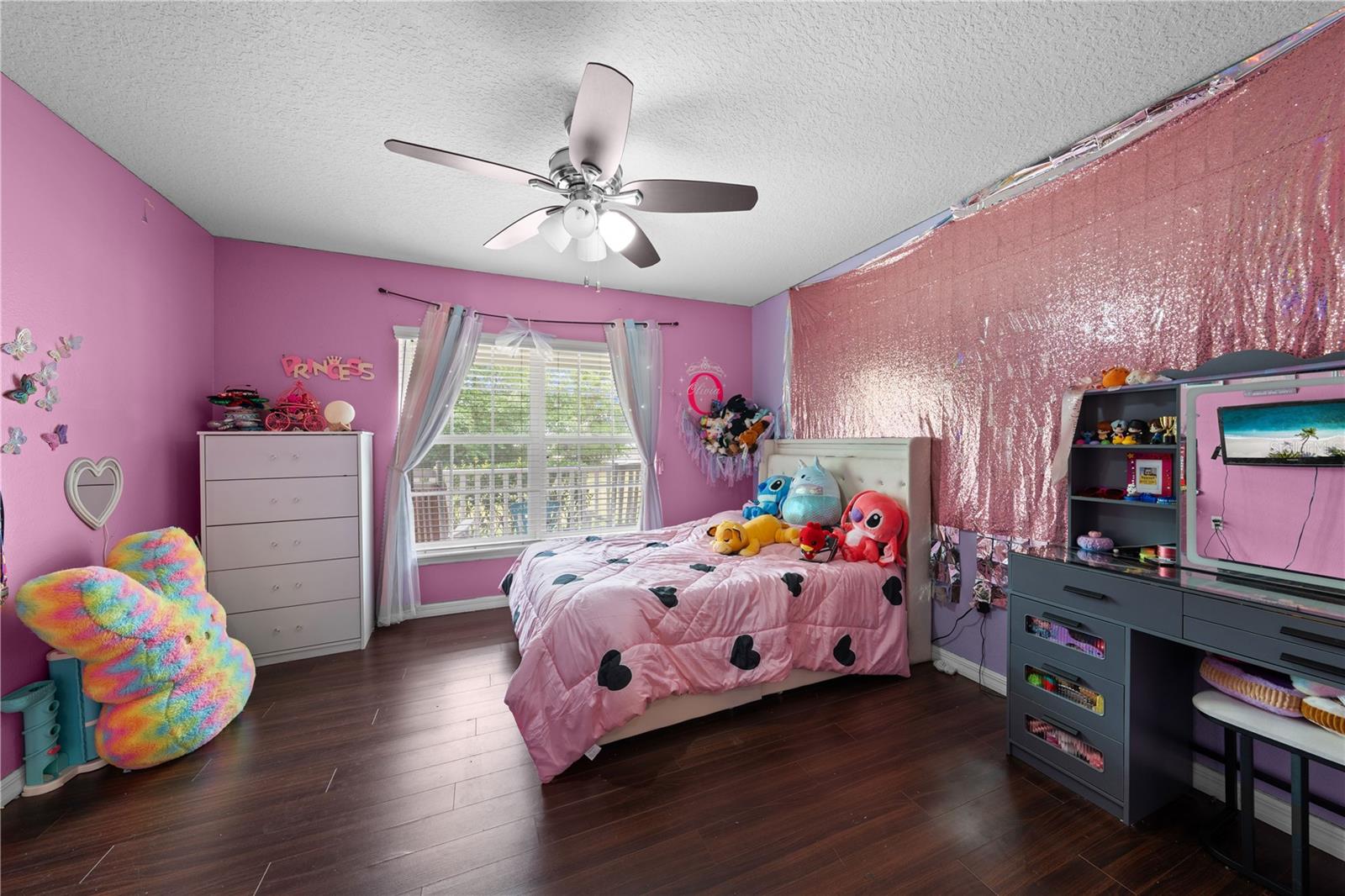 Image 20 of 33 For 1965 Mustang Court