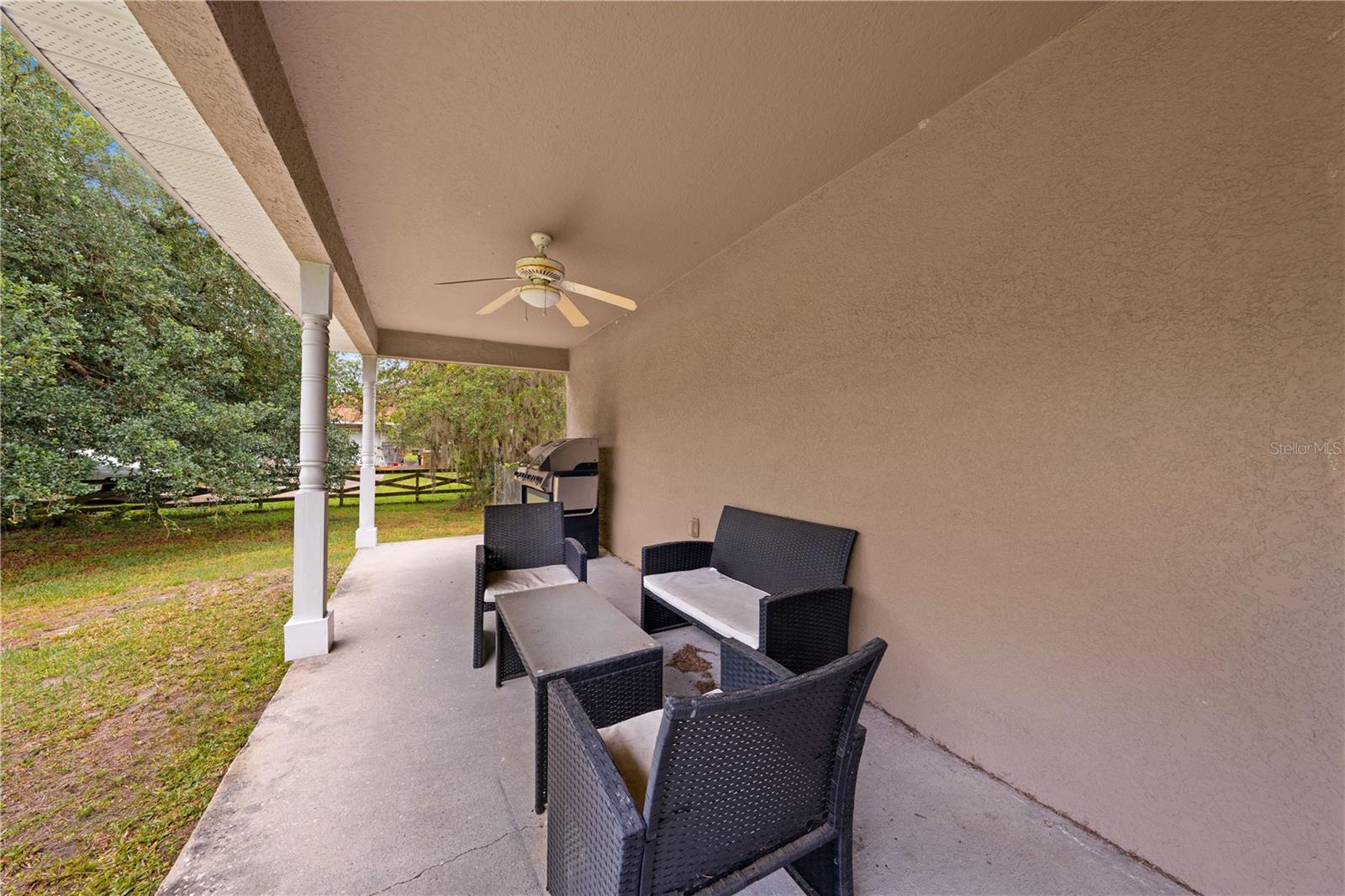 Image 26 of 33 For 1965 Mustang Court